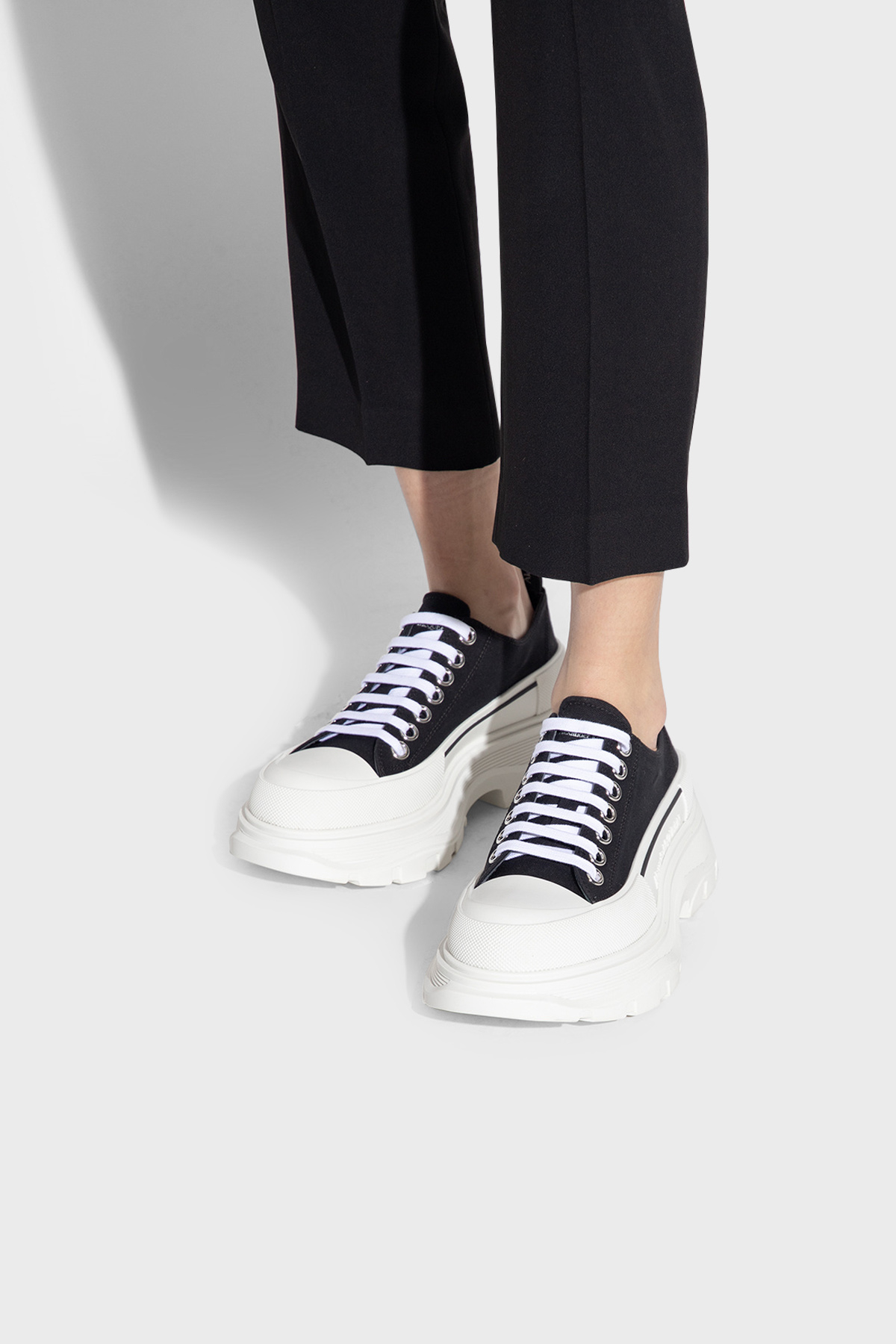 Alexander Mcqueen Sneaker Bayan Ayakkabı 697072 W4MV2 1070