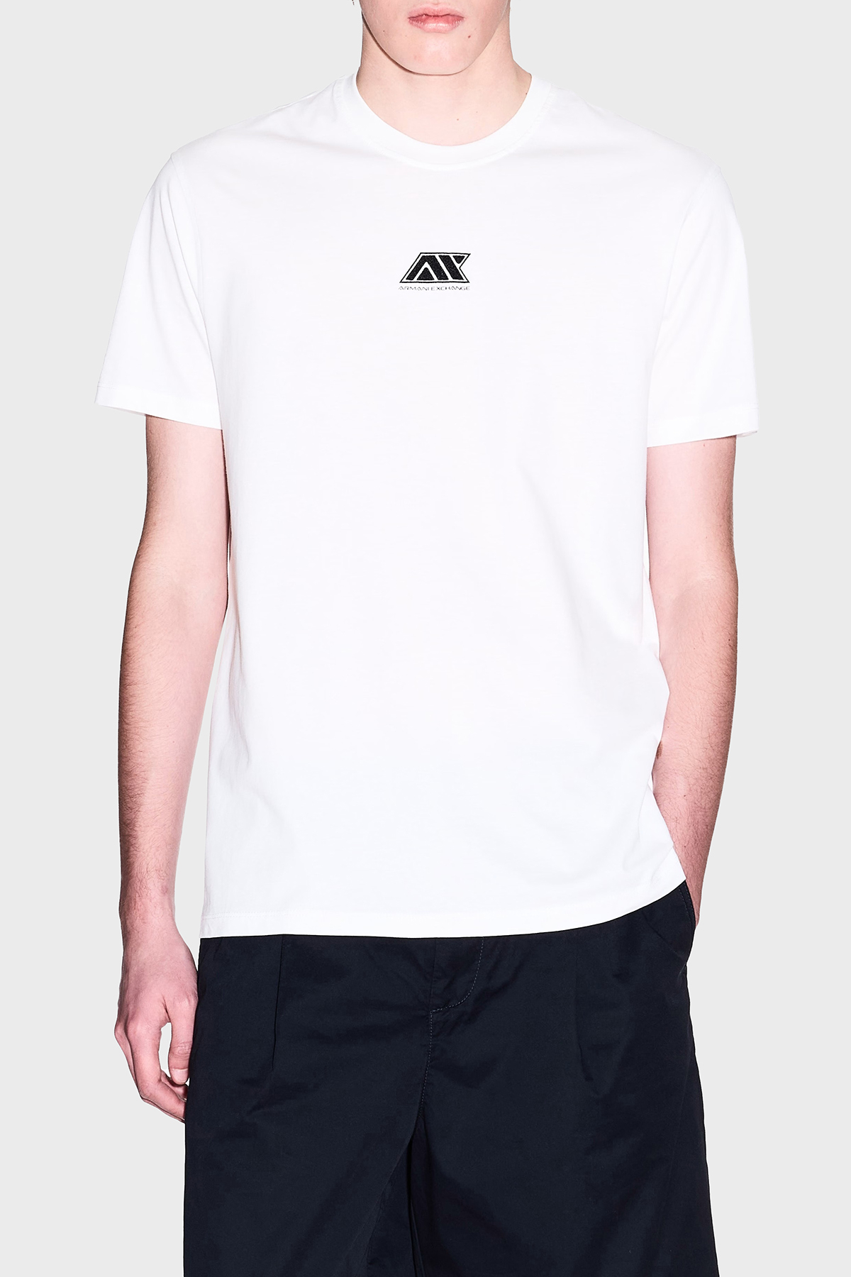 Armani Exchage % 100 Pamuk Regular Fit Bisiklet Yaka Logolu Erkek T Shirt XM000754 AF13106 U0009 BEYAZ