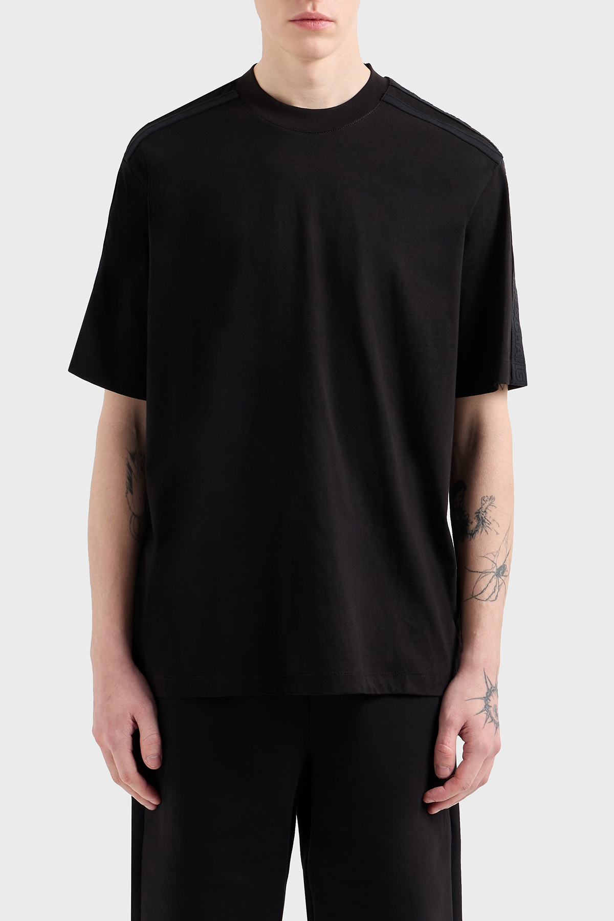 Armani Exchage Logolu % 100 Pamuk Regular Fit Bisiklet Yaka Erkek T Shirt XM000322 AF10361 UC001 SİYAH
