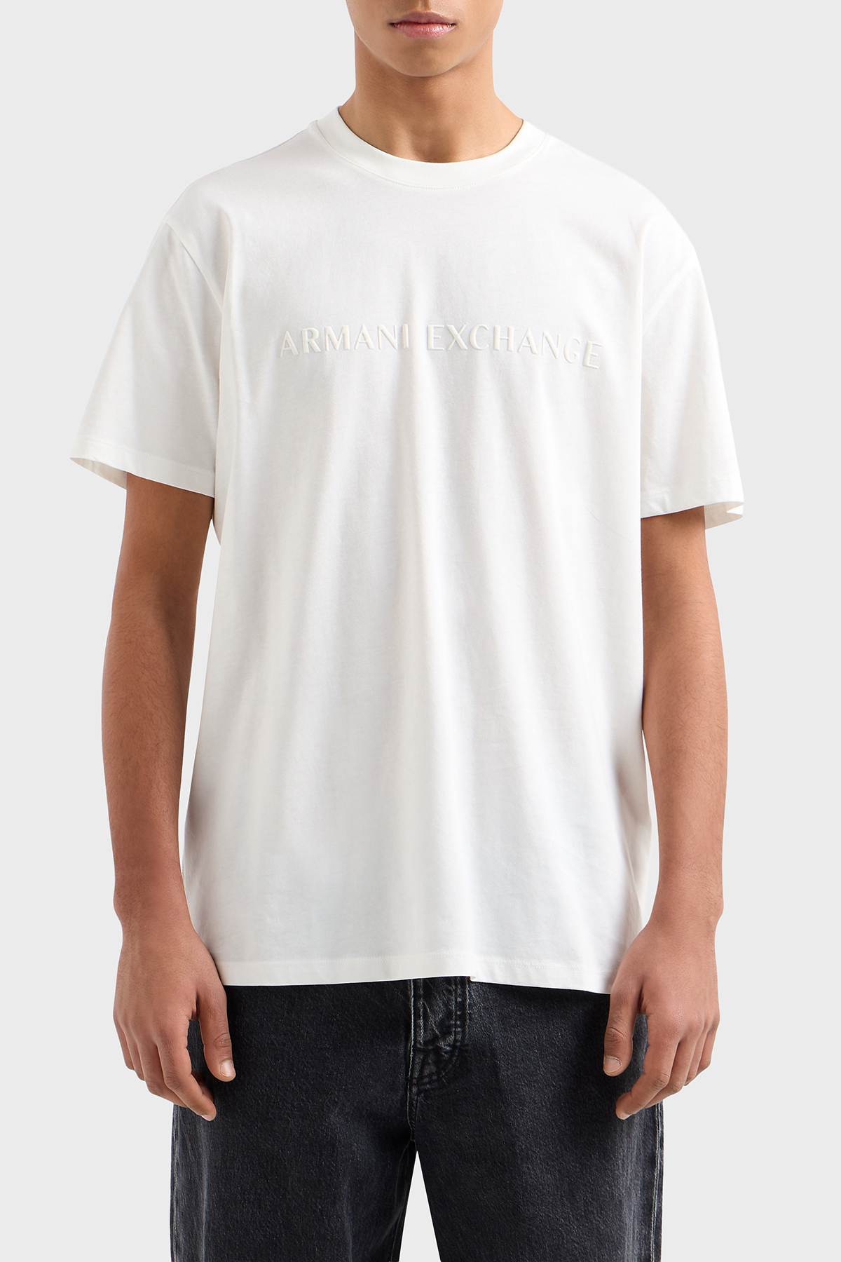 Armani Exchange Logolu % 100 Pamuk Regular Fit Bisiklet Yaka Erkek T Shirt XM002467 AF10356 U0009 BEYAZ