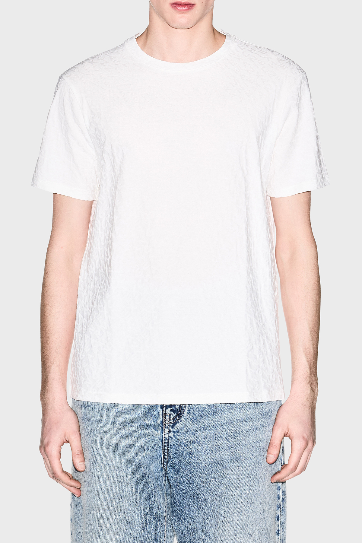 Armani Exchange Jakarlı Dar Kesim Bisiklet Yaka Erkek T Shirt XM002821 AF10337 U0009 Beyaz