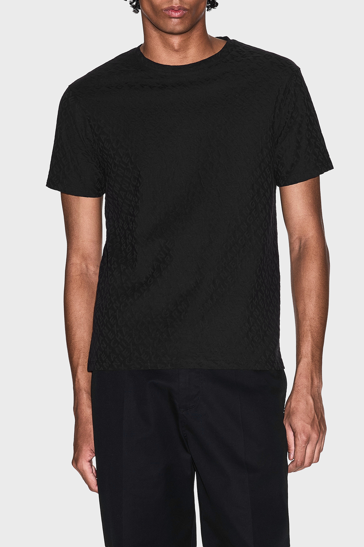 Armani Exchange Jakarlı Dar Kesim Bisiklet Yaka Erkek T Shirt XM002821 AF10337 UC001 SİYAH