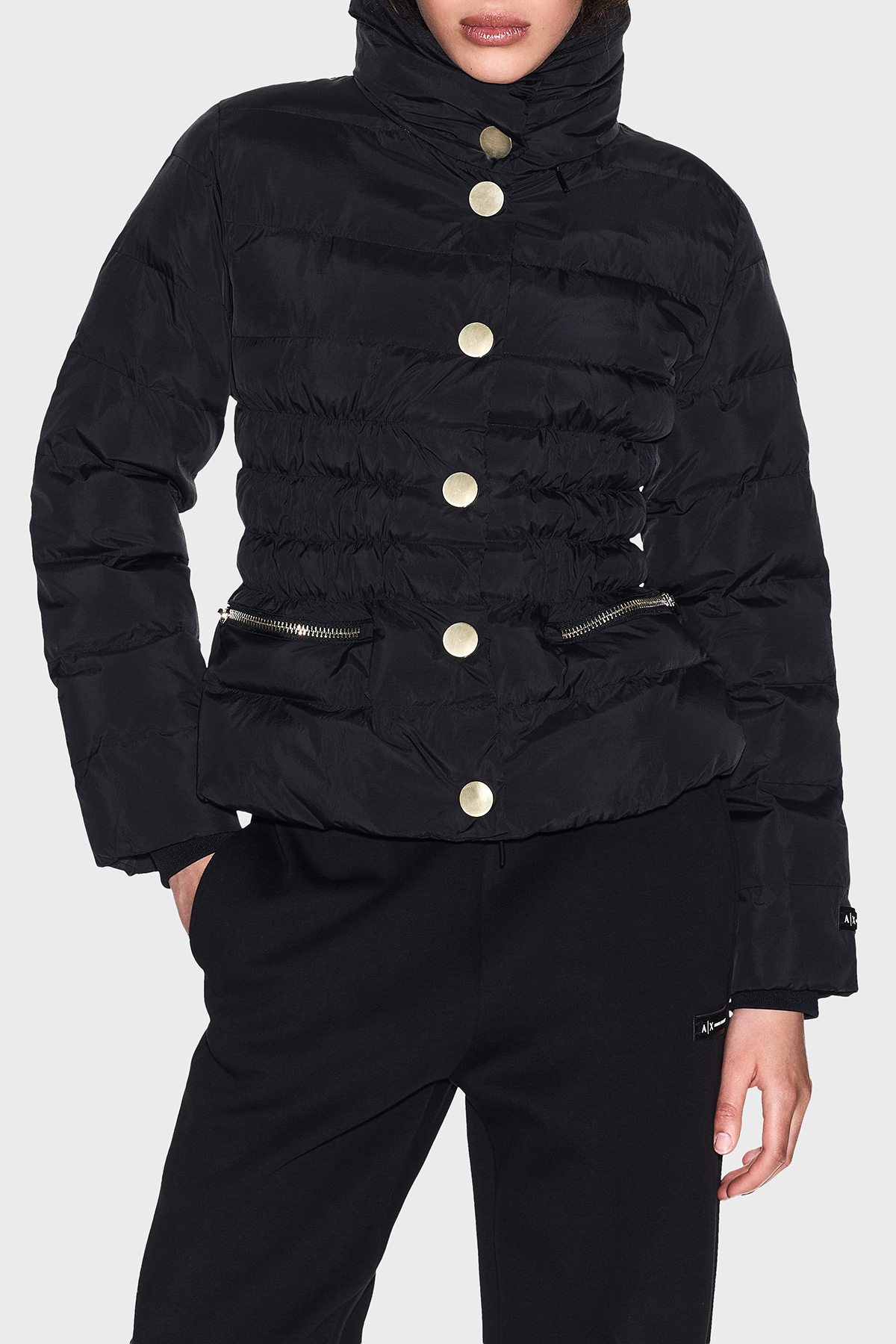 Armani Exchange Kapitoneli Regular Fit Dik Yaka Düğmeli Kadın Mont XW000653 AF15984 UC001 SİYAH