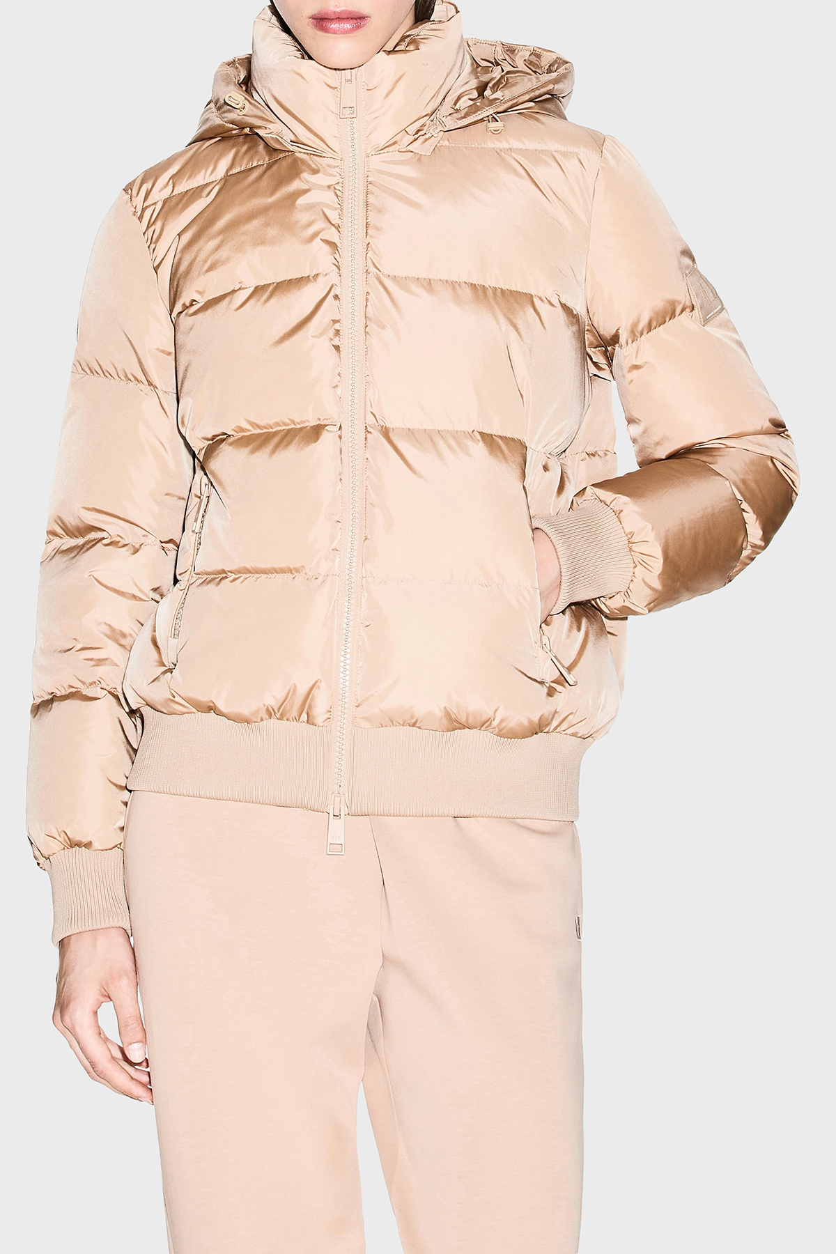 Armani Exchange Kapitoneli Regular Fit Sabit Kapüşonlu Kadın Mont XW000228 AF12286 U1051 KUM
