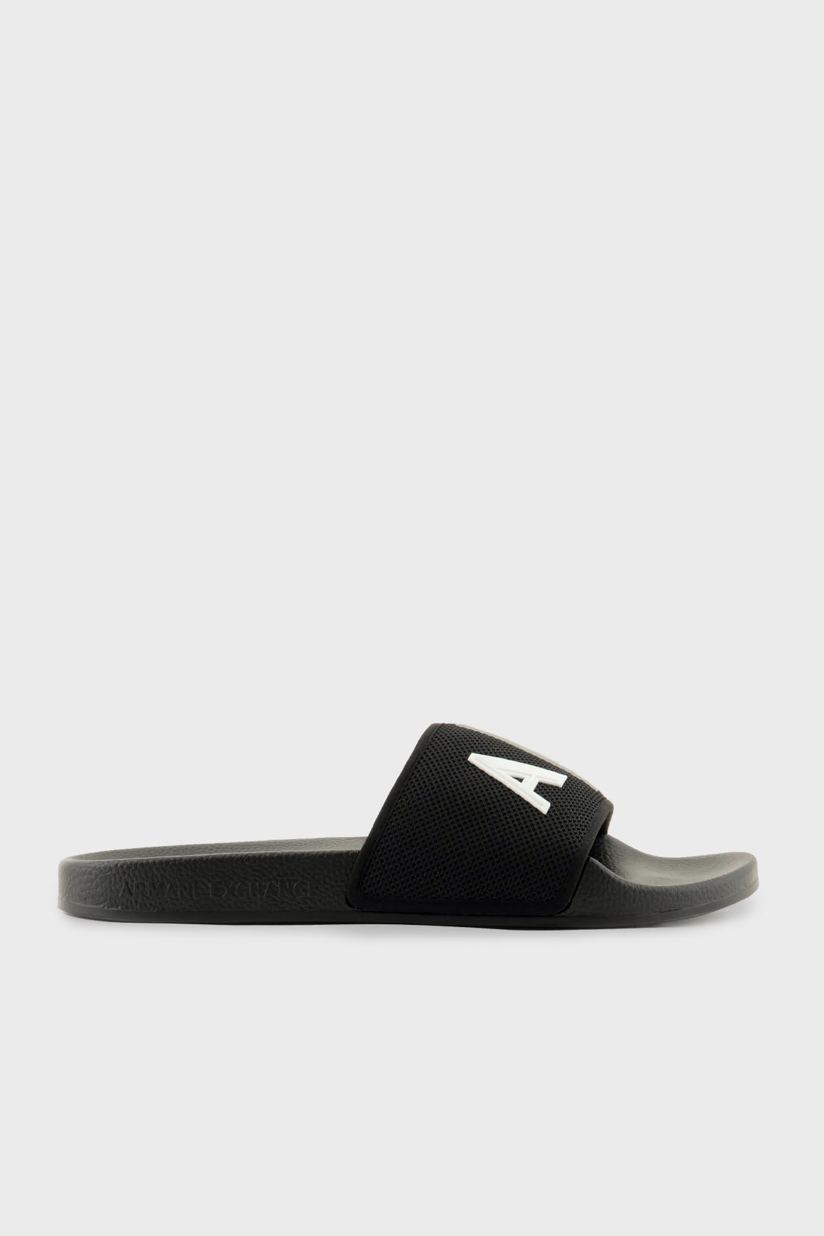 Armani Exchange Logolu Erkek Terlik XUP001 XV820 S277 SİYAH-BEYAZ