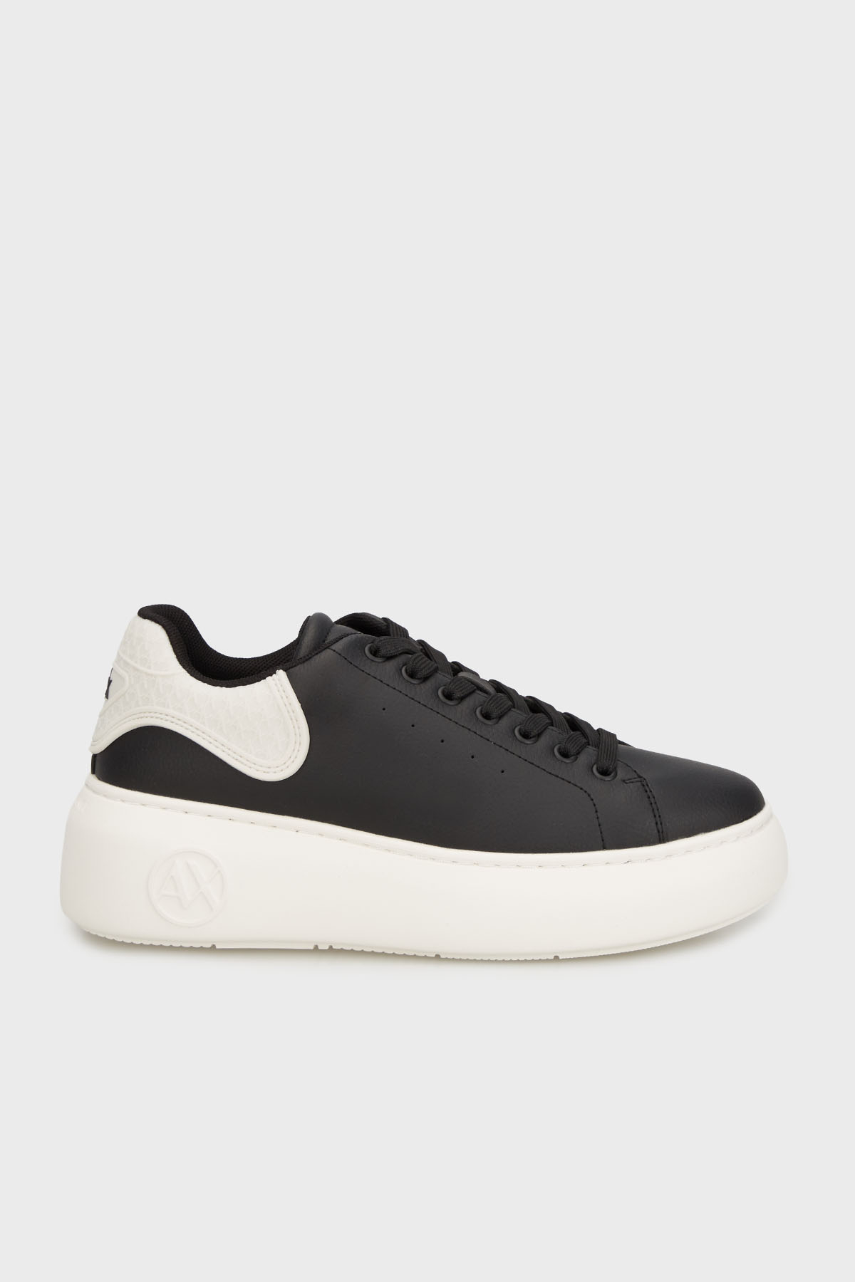 Armani Exchange Logolu Kalın Taban Sneaker Kadın Ayakkabı XW002149 AF19528 MC024 SİYAH-BEYAZ
