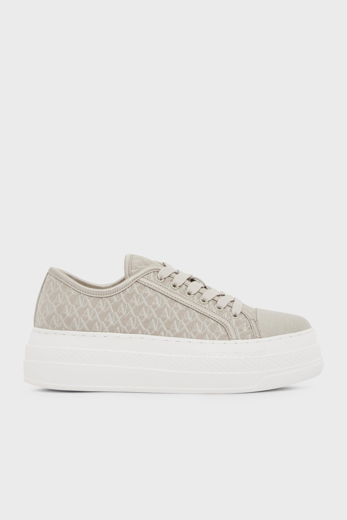 Armani Exchange Logolu Kalın Tabanlı Sneaker Kadın Ayakkabı XW002786 AF23055 MZ738 AÇIK HAKİ