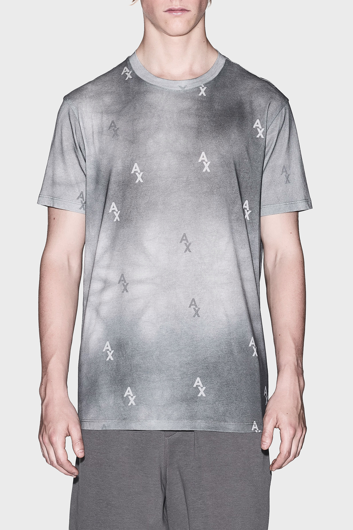 Armani Exchange Logolu Pamuklu Regular Fit Bisiklet Yaka Erkek T Shirt XM001900 AF10356 F8050 KOYU GRİ