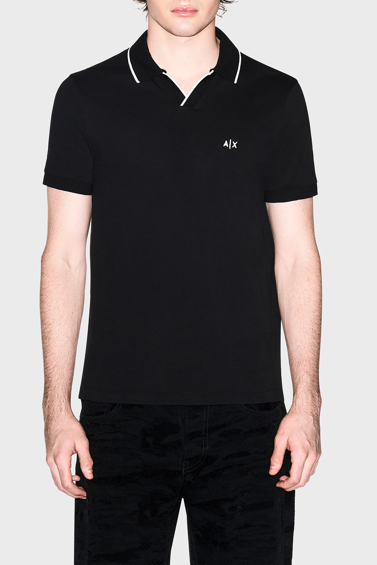 Armani Exchange Logolu Pamuklu Regular Fit Şerit Detaylı Erkek Polo XM002401 AF10366 UC001 SİYAH