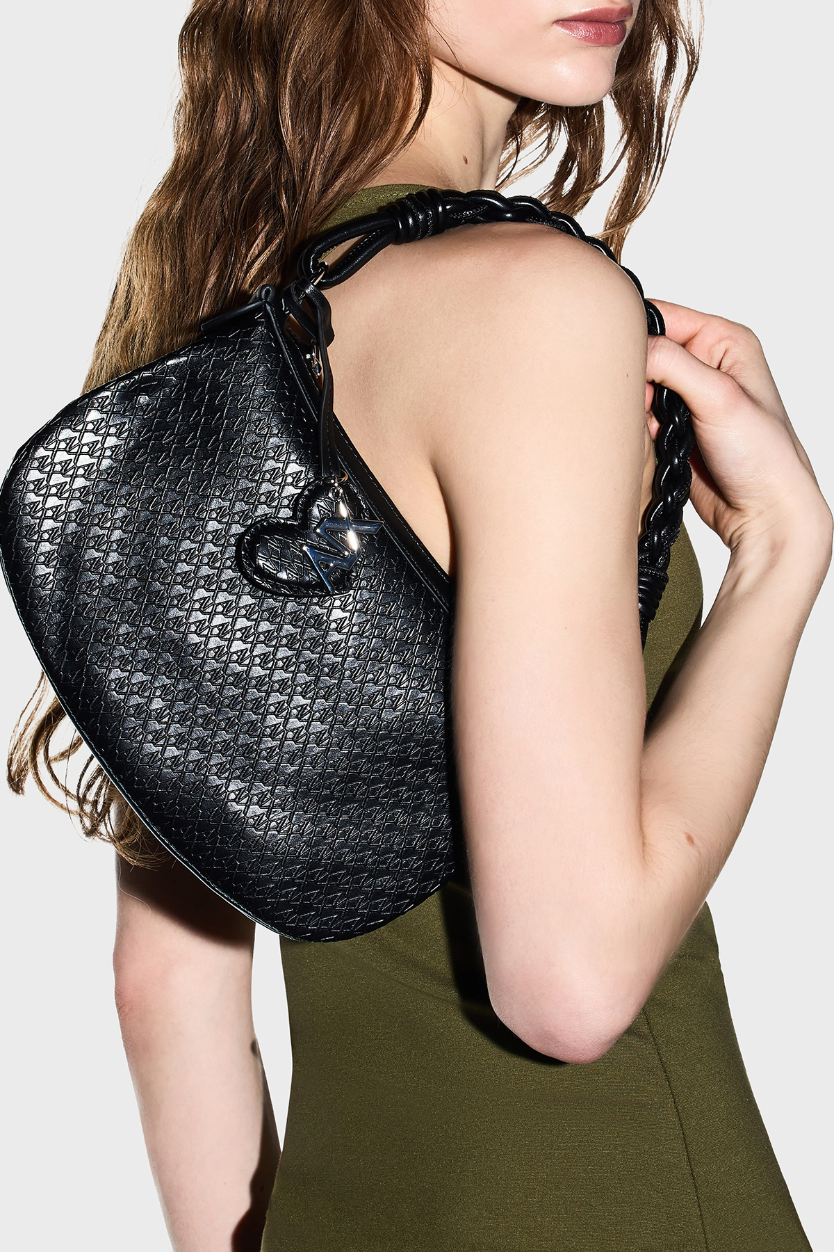 Armani Exchange Logolu Sabit Askılı Kadın Çanta XW002228 AF22632 UC001 SİYAH