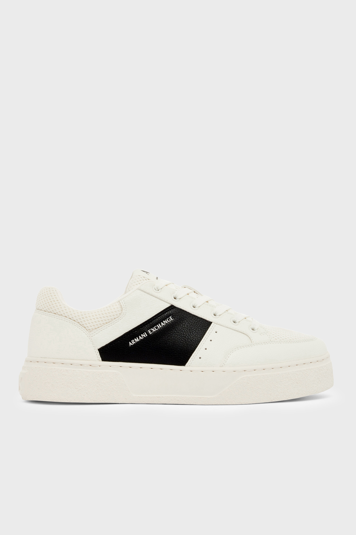 Armani Exchange Logolu Sneaker Erkek Ayakkabı XM002627 AF22831 M0017 SİYAH-BEYAZ