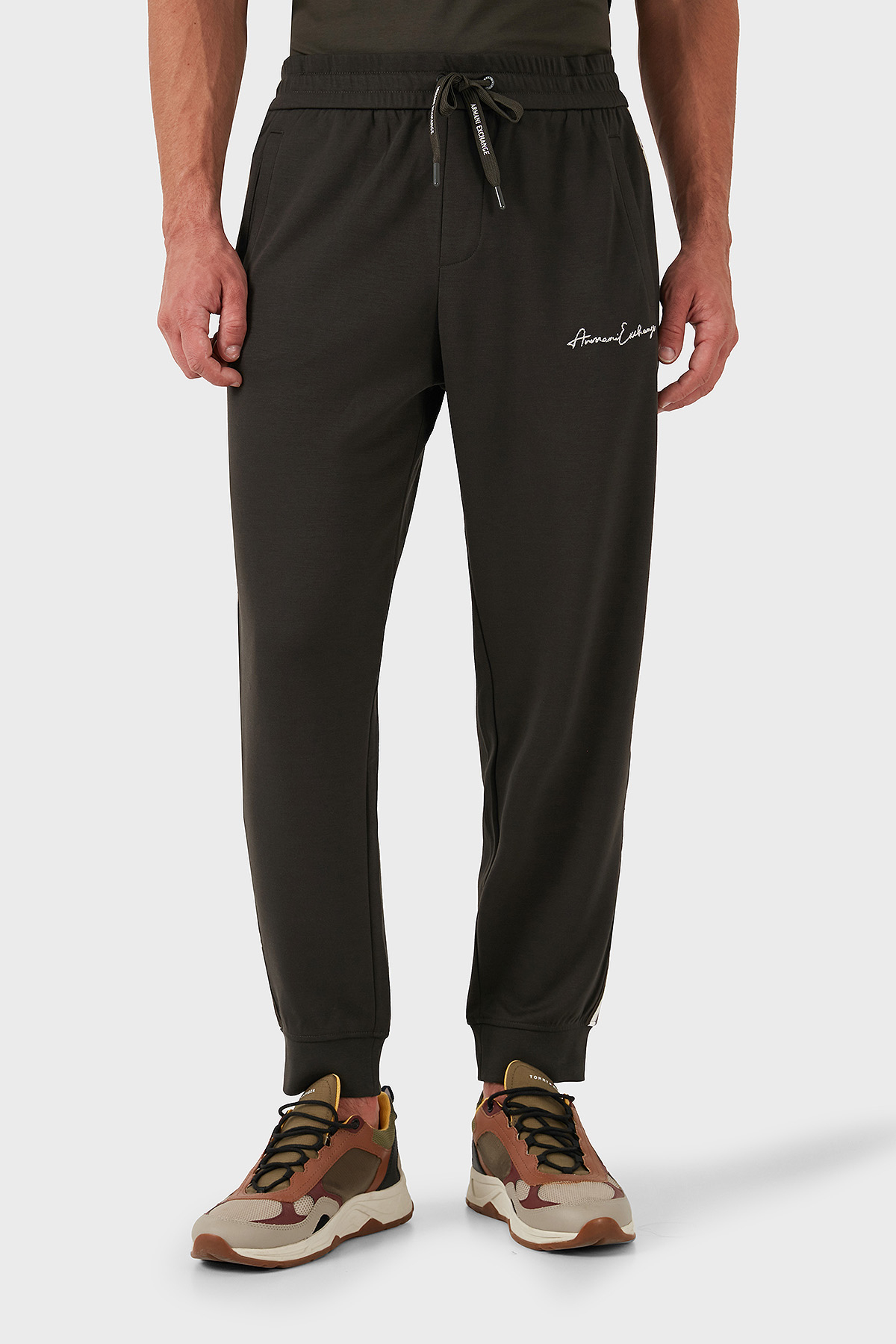 Armani Exchange Pamuklu Regular Fit Jogger Erkek Pantolon 8NZPSG Z9N1Z 1832 HAKİ