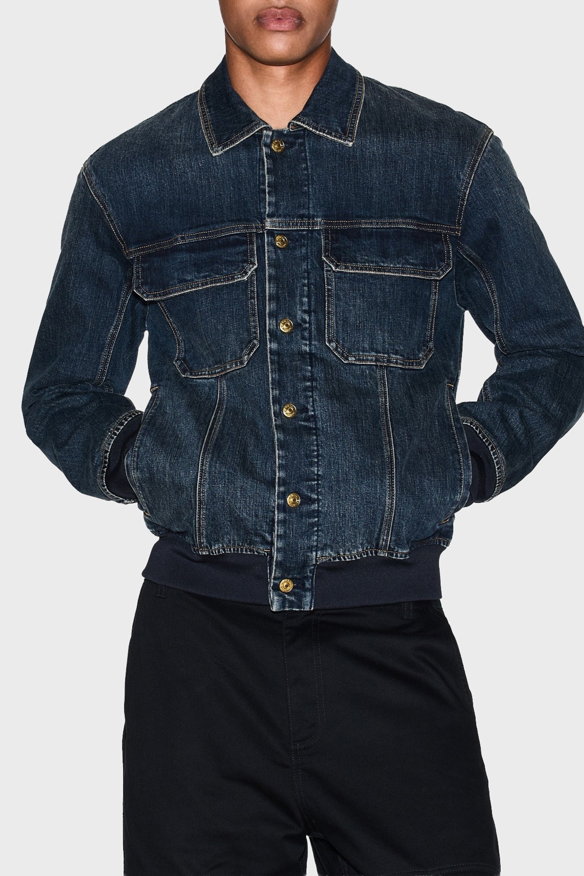 Armani Exchange Pamuklu Regular Fit Klasik Yaka Erkek Kot Ceket XM001955 AF15833 MB001 LACİVERT