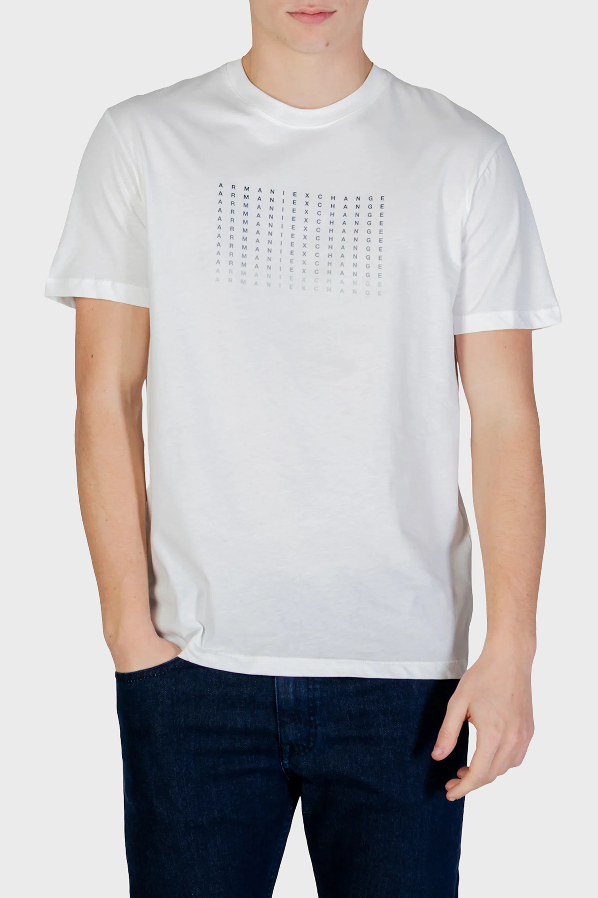 Armani Exchange Pamuklu Regular Fit Logolu Bisiklet Yaka Erkek T Shirt XM002519 AF10334 U0009 BEYAZ