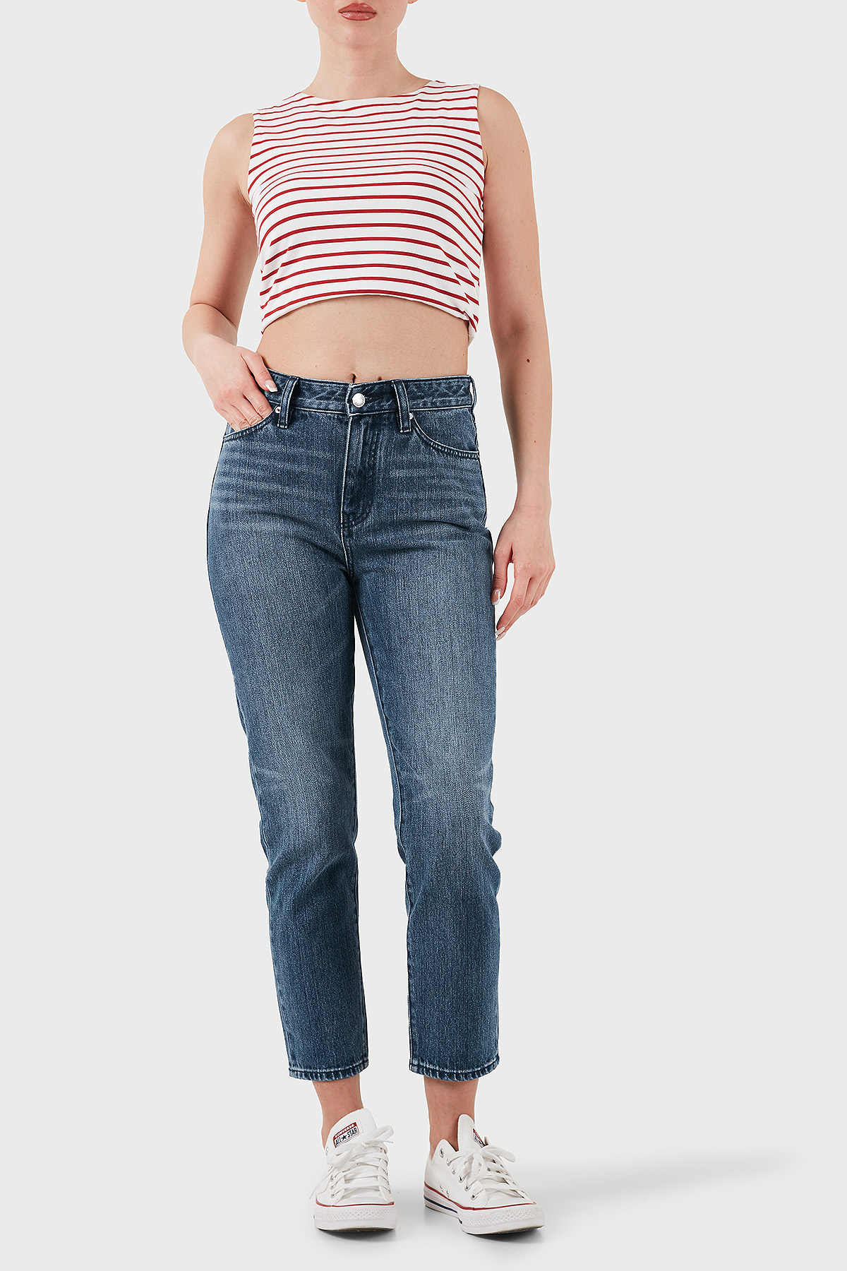 Armani Exchange Pamuklu Relaxed Fit Yüksek Bel Düz Paça Jeans Kadın Kot Pantolon XW000073 AF12845 MB001 LACİVERT