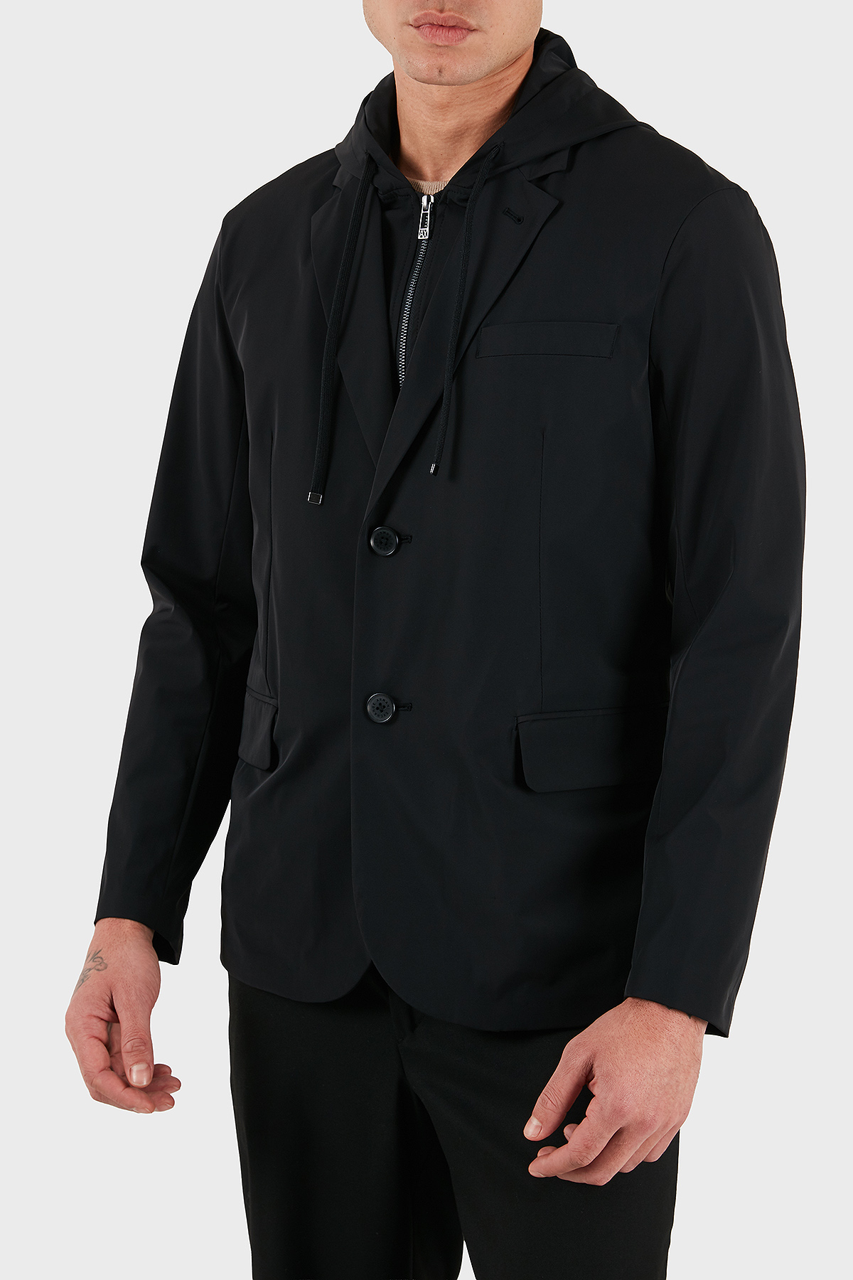 Armani Exchange Regular Fit Çıkarılabilir İç Panelli Kapüşonlu Erkek Ceket XM001199 AF16635 UC001 SİYAH