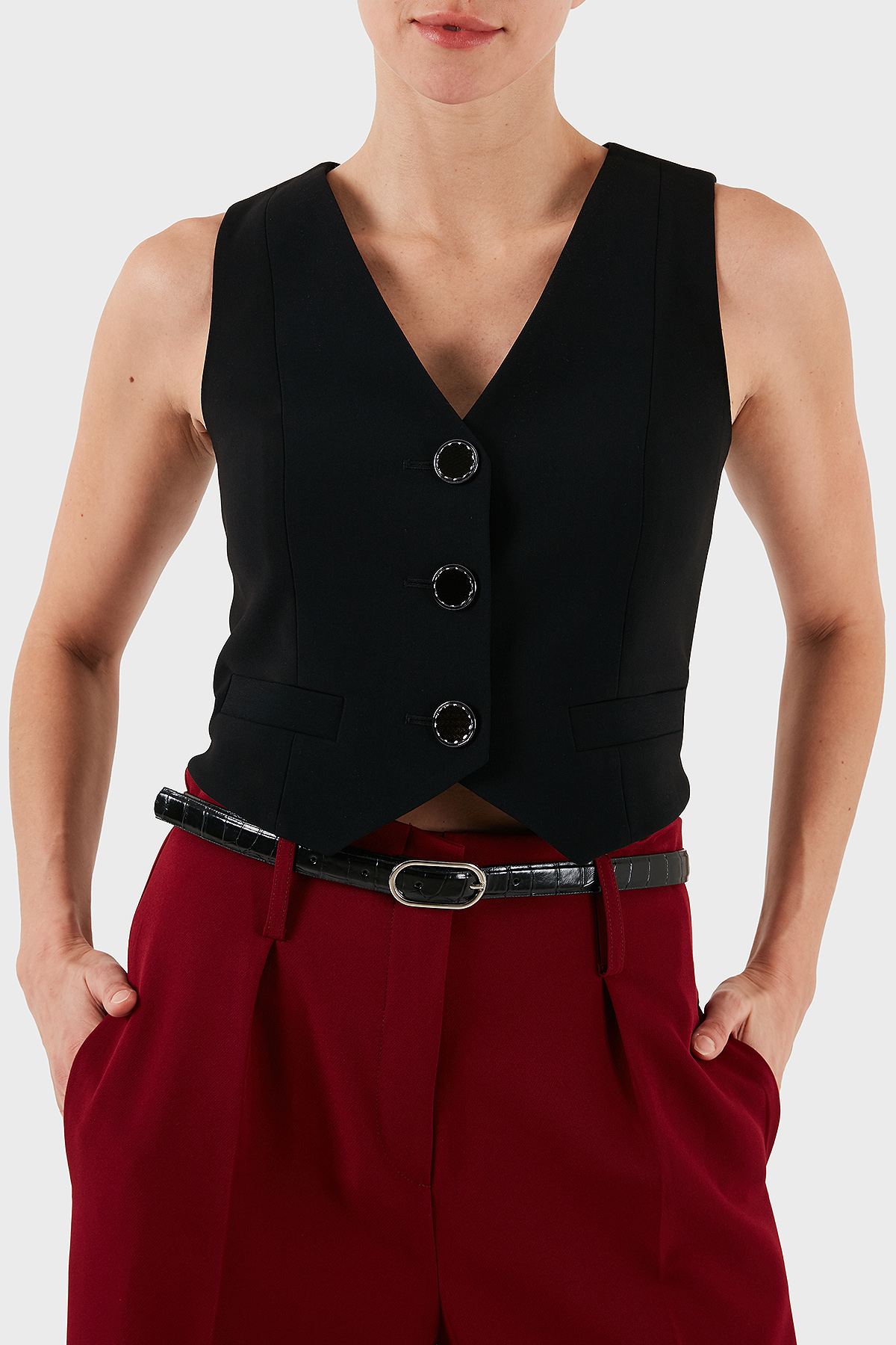 Armani Exchange Regular Fit V Yaka Düğmeli Kadın Yelek XW001279 AF16148 UC001 SİYAH