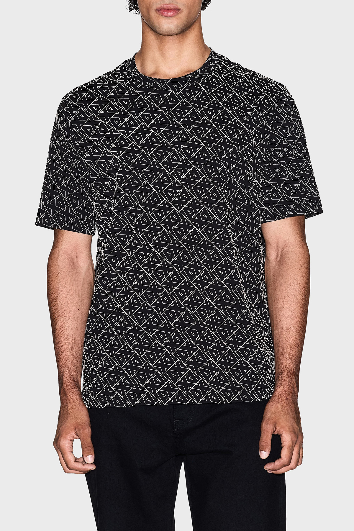 Armani Exchange Tamamı Logolu Pamuklu Regular Fit Bisiklet Yaka Erkek T Shirt XM001897 AF10356 FC196 SİYAH
