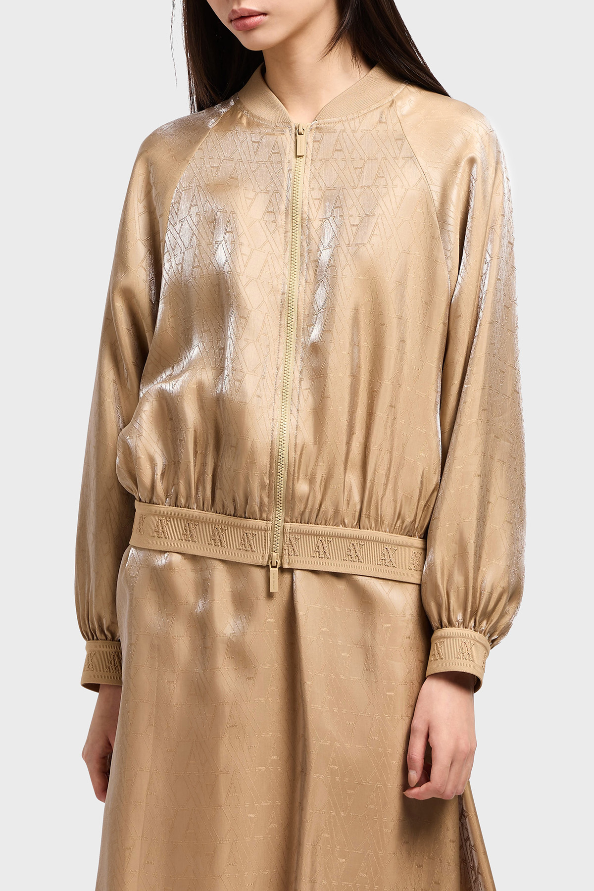 Armani Exchange Tamamı Logolu Regular Fit Bomber Kadın Ceket XW000565 AF12055 F1018 BEJ
