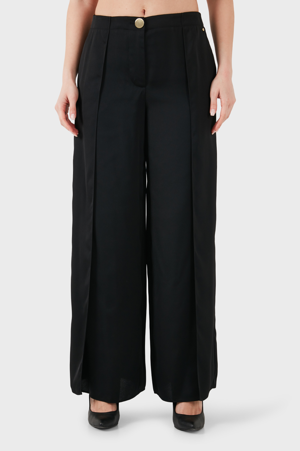 Armani Exchange Yırtmaç Detaylı Regular Fit Geniş Paça Kadın Pantolon XW001955 AF21553 UC001 SİYAH