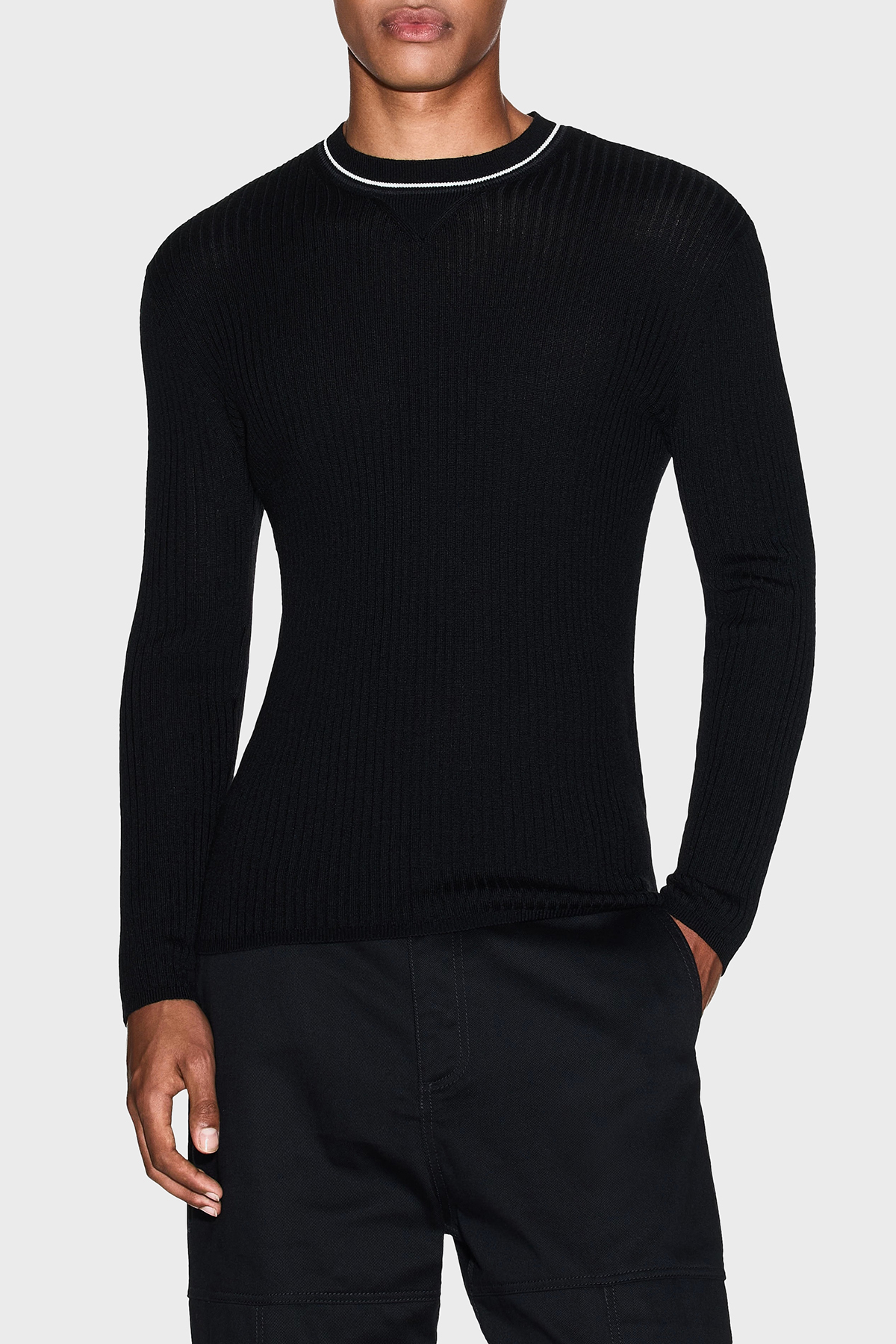 Armani Exchange Yünlü Karışımlı Regular Fit Yuvarlak Yaka Erkek Kazak XM000893 AF14007 UC001 SİYAH