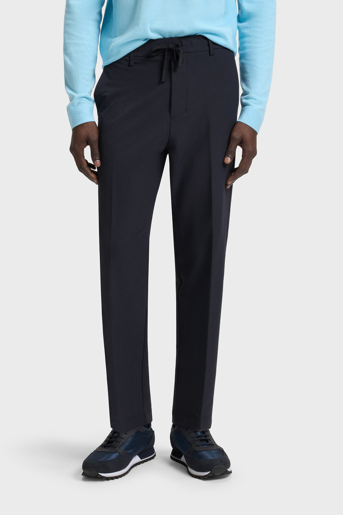 Boss Su İtici Tapered Fit Daralan Paça Bağlamalı Erkek Pantolon 50538179 402 LACİVERT