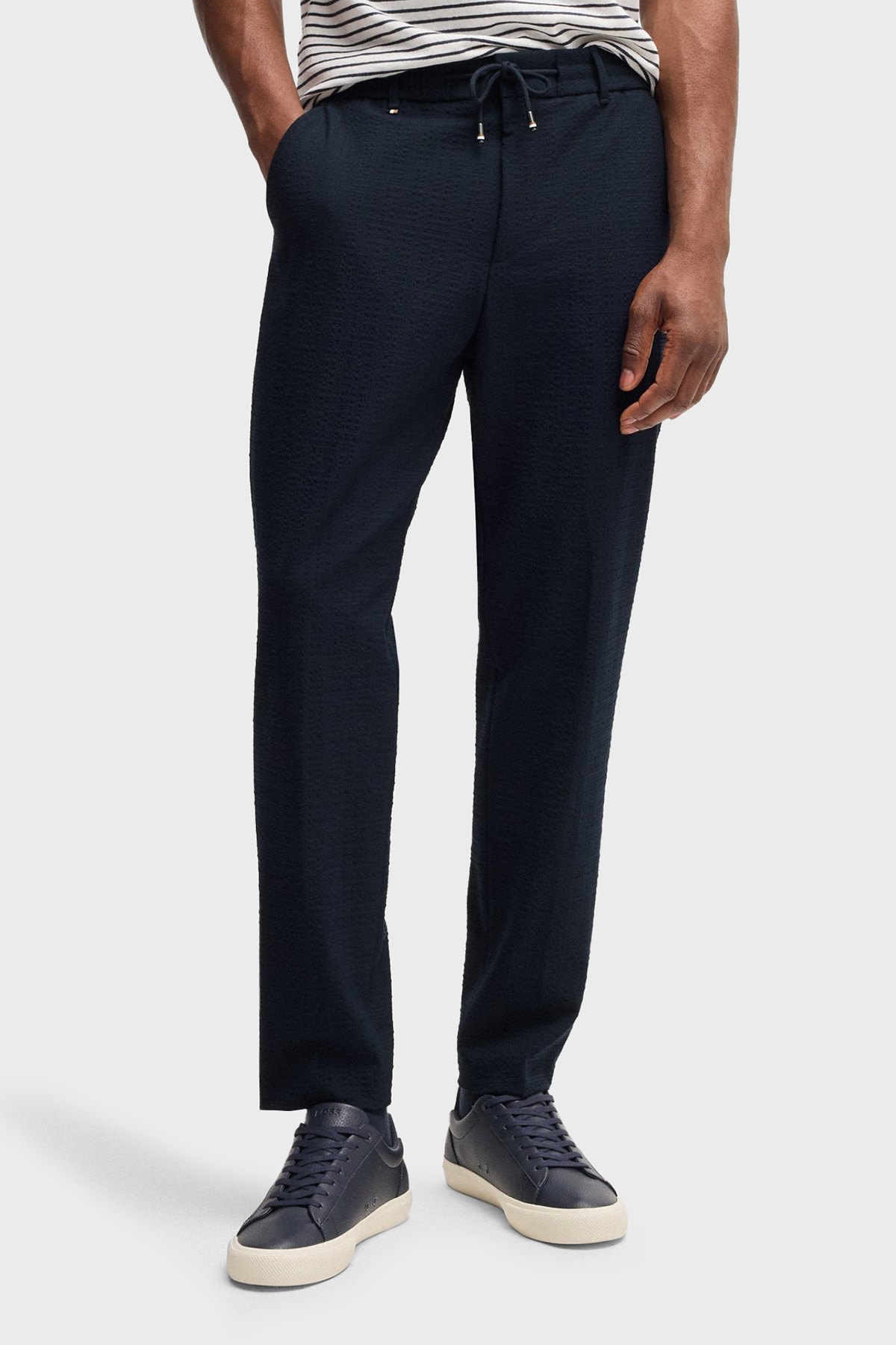 Boss Tapered Fit Normal Bel Daralan Paça Erkek Pantolon 50540791 404 LACİVERT