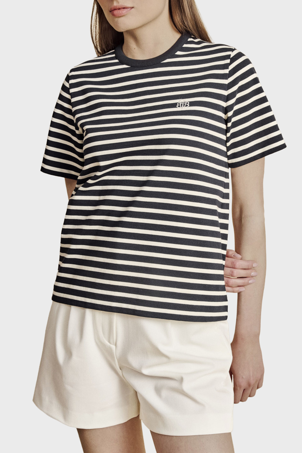 Brooks Brothers % 100 Pamuk Çizgili Bisiklet Yaka Fermuar Detaylı T-Shirt Kadın T Shirt BBSS26FTS003275 LACİVERT-EKRU