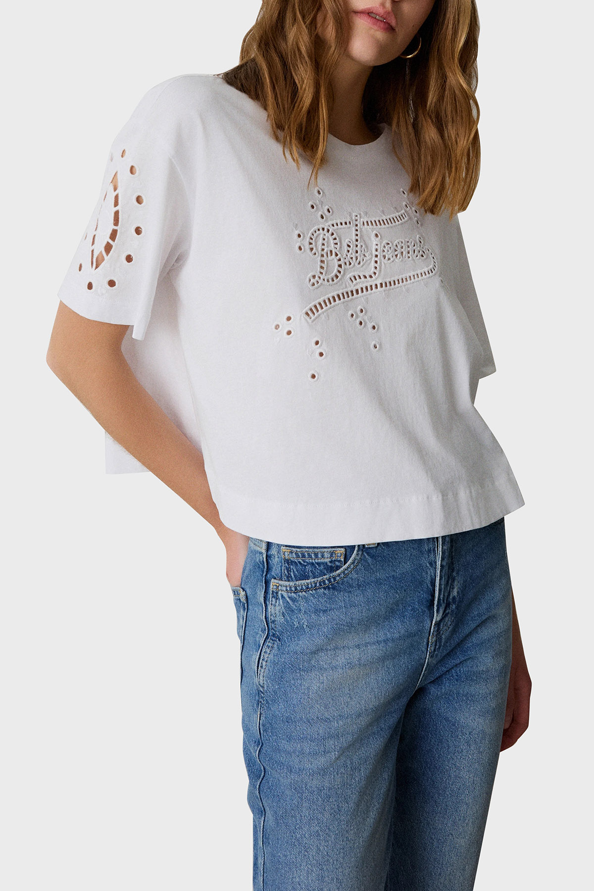 BSB Ajurlu % 100 Pamuk Regular Fit Bisiklet Yaka Kadın Bluz 053-210083.002 BEYAZ