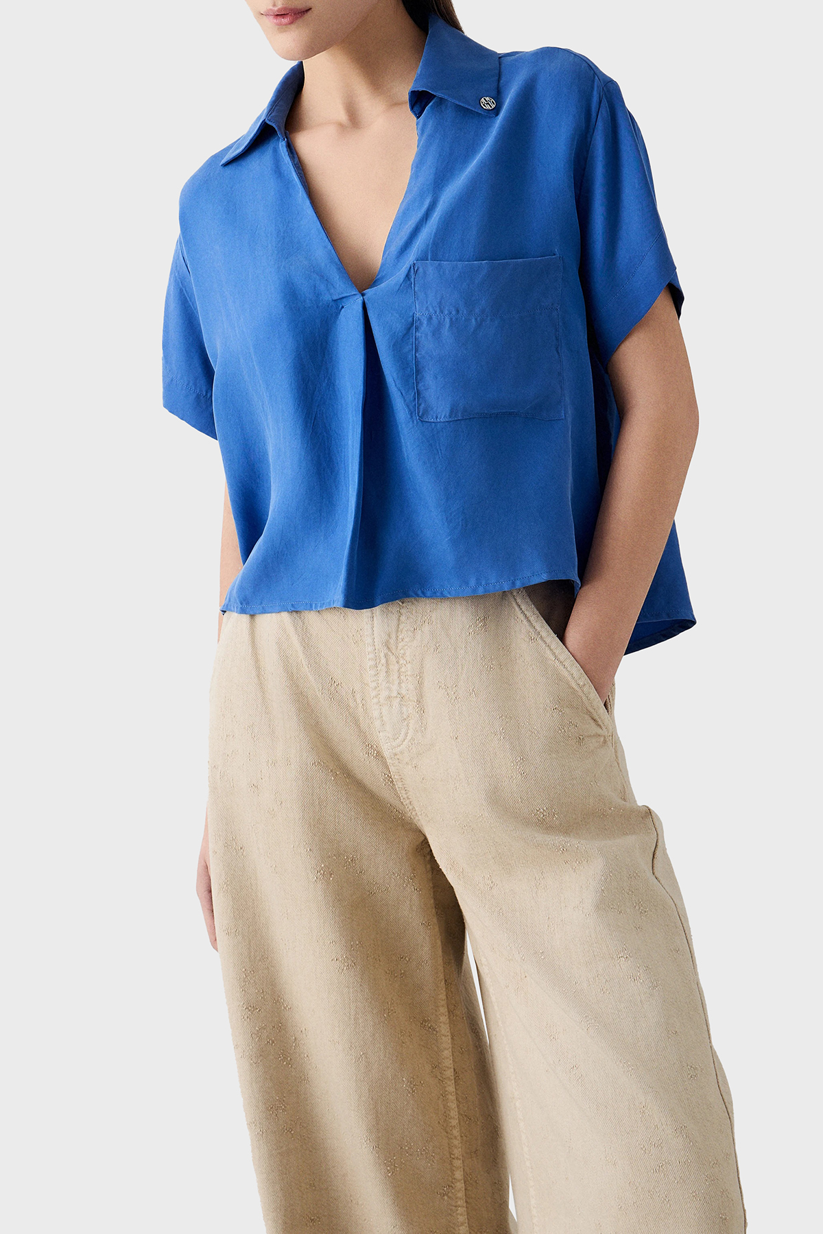 BSB Regular Fit V Yaka Kısa Kollu Kadın Bluz 053.210040-004 MAVİ