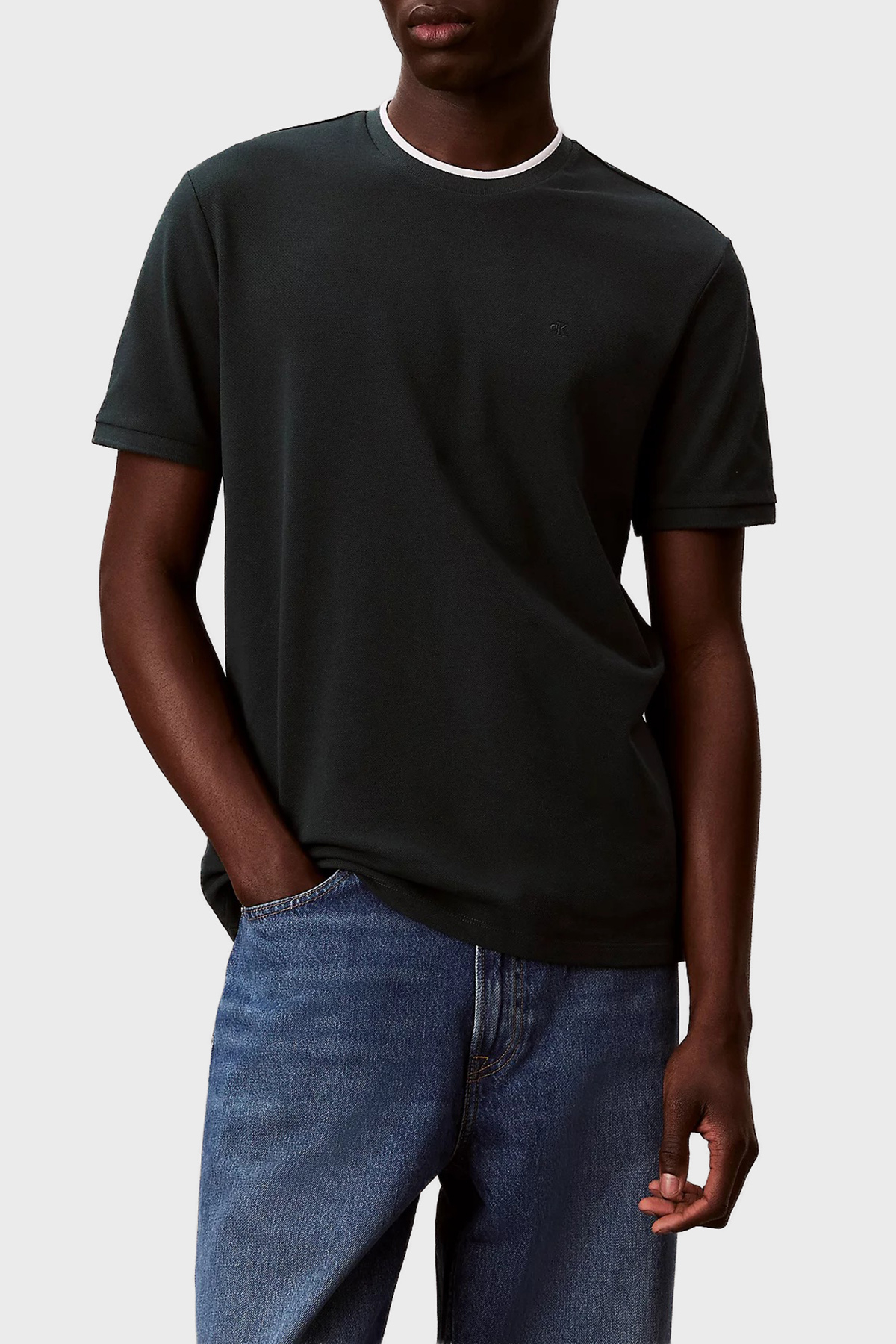 Calvin Klein % 100 Pamuk Regular Fit Bisiklet Yaka  LV04LF215GPZM Erkek T Shirt LV04LF215G PZM PETROL