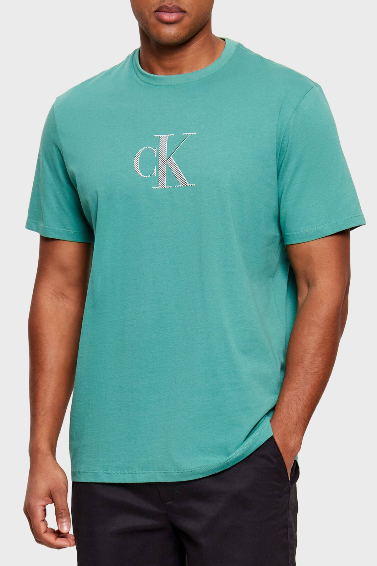 Calvin Klein % 100 Pamuk Regular Fit Bisiklet Yaka  LV04RF853GVFL Erkek T Shirt LV04RF853G VFL YEŞİL