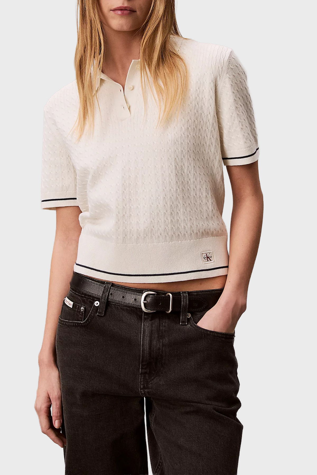 Calvin Klein % 100 Pamuk Regular Fit Logolu Örme Düğmeli  Yaka Kazak Kadın Polo LV047F320G YAS BEYAZ