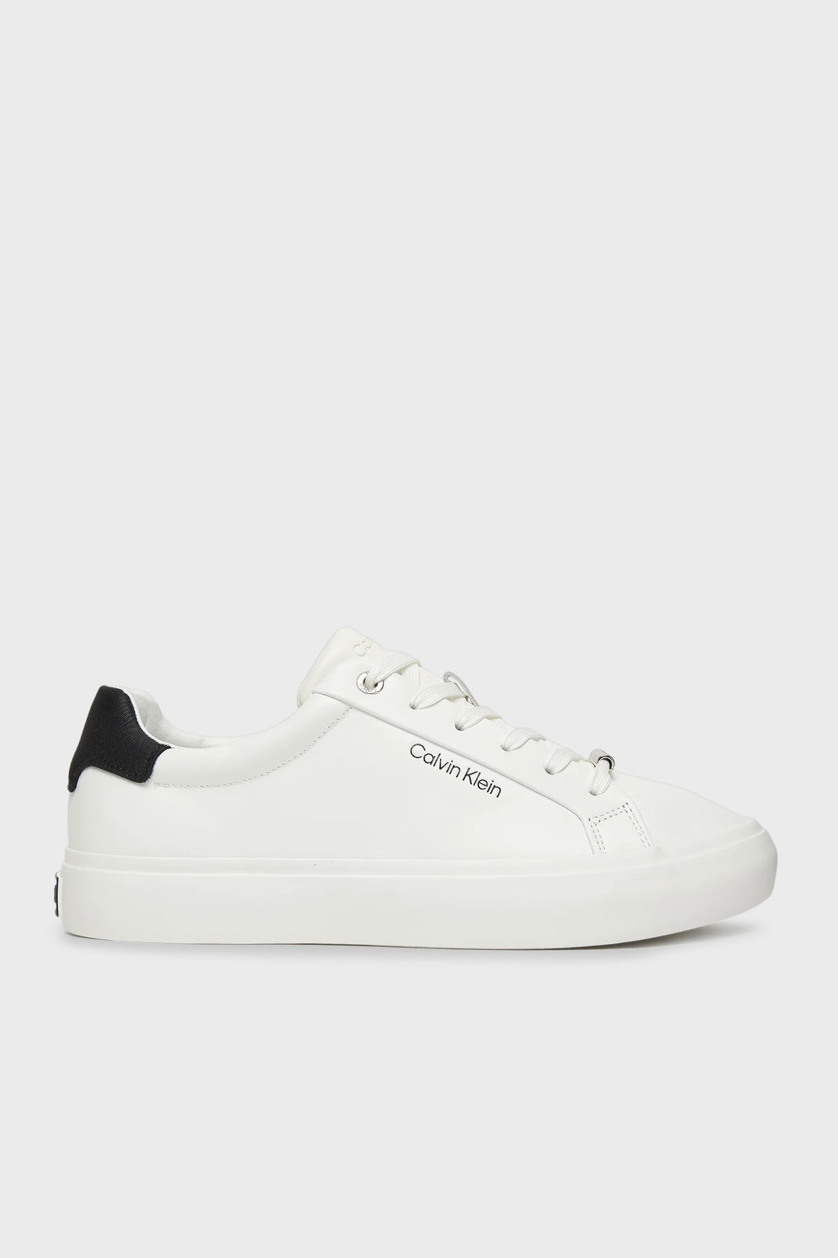 Calvin Klein Deri Logolu Bağcıklı Sneaker  HW0HW027470K5 Kadın Ayakkabı HW0HW02747 0K5 BEYAZ