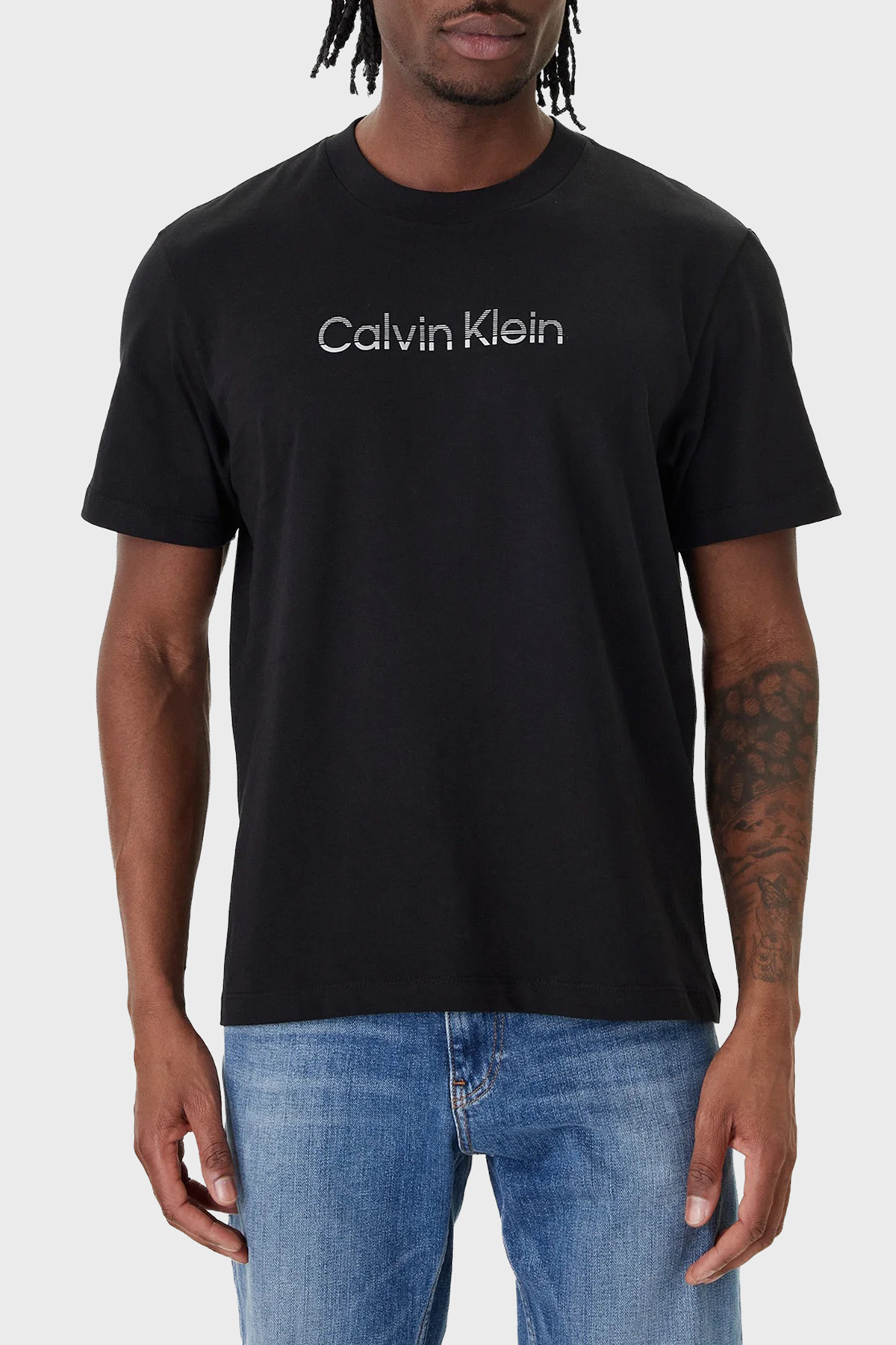 Calvin Klein Logolu % 100 Pamuk Regular Fit Bisiklet Yaka  LV04LF813GUB1 Erkek T Shirt LV04LF813G UB1 SİYAH