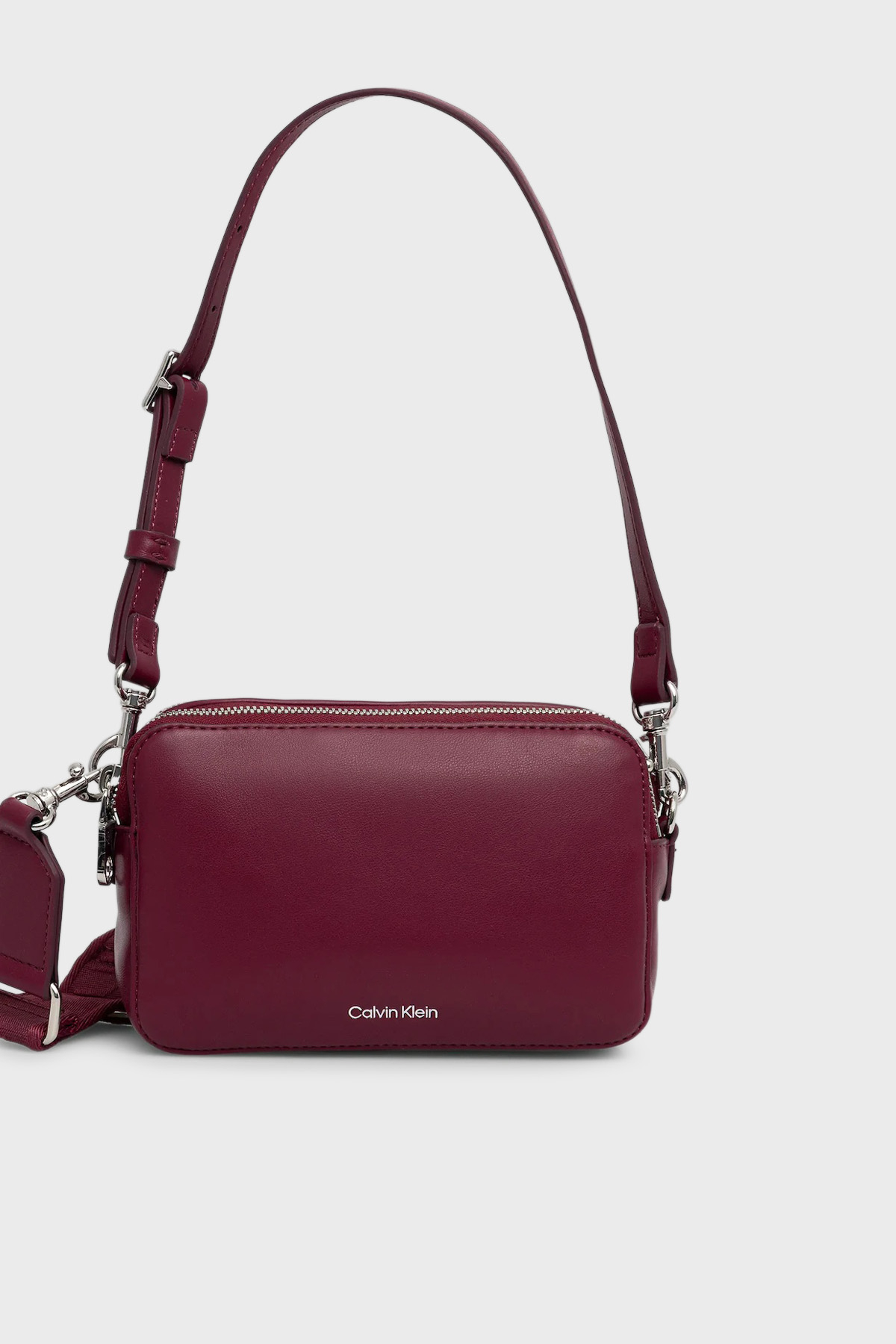 Calvin Klein Logolu Ayarlanabilir Askılı  LV04F3165GZ1K Kadın Çanta LV04F3165G Z1K MOR