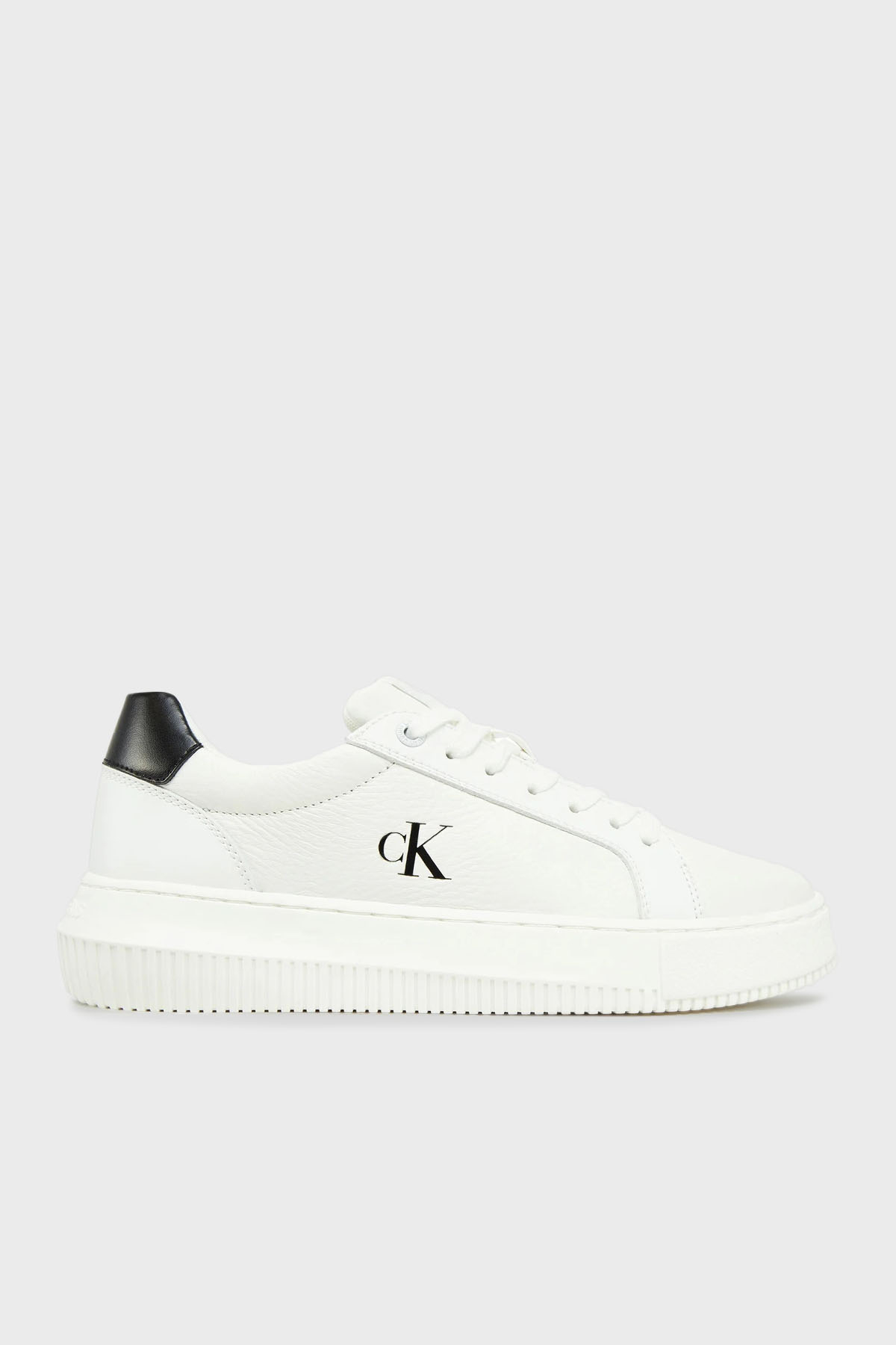 Calvin Klein Logolu Deri Sneaker  YW0YW0176901W Kadın Ayakkabı YW0YW01769 01W BEYAZ-SİYAH