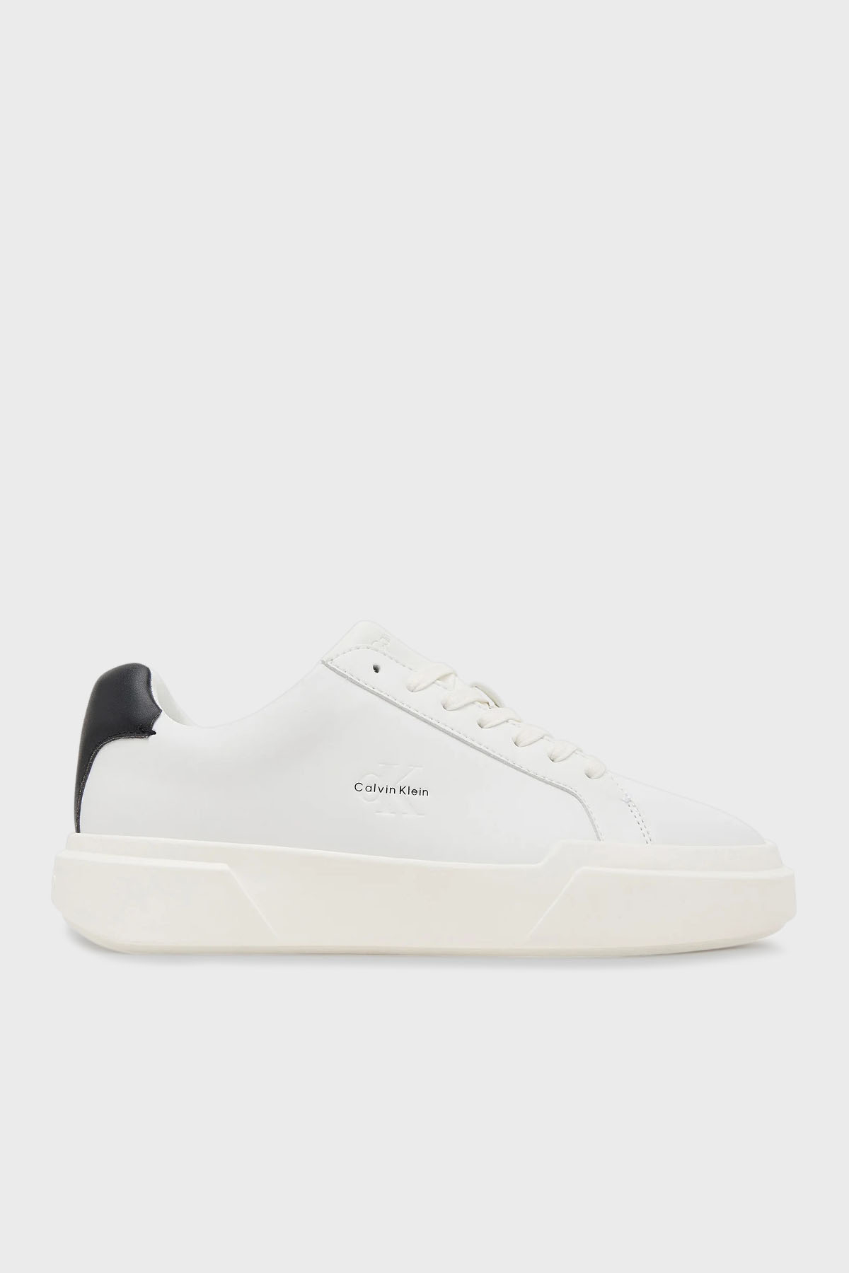 Calvin Klein Logolu Deri Sneaker  YW0YW0194701W Kadın Ayakkabı YW0YW01947 01W BEYAZ-SİYAH