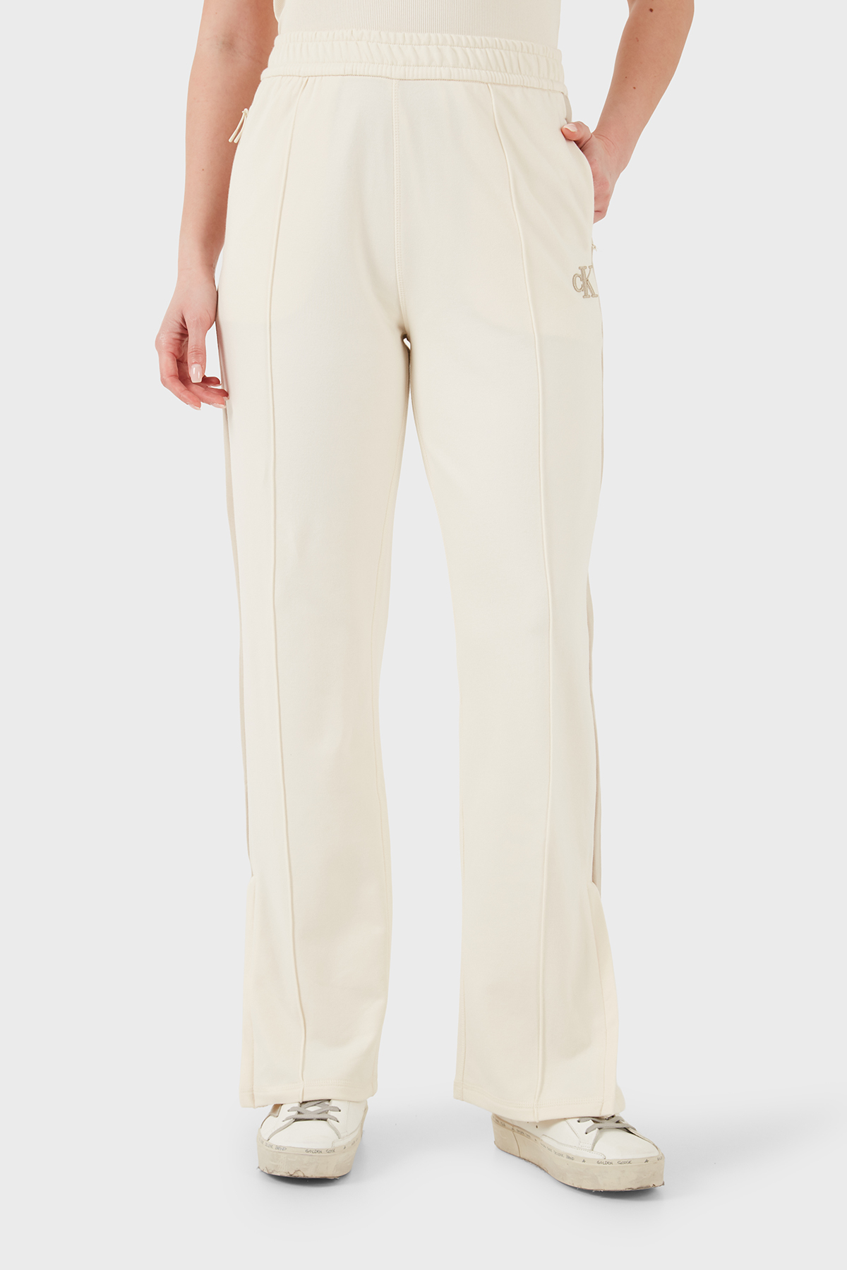Calvin Klein Logolu Pamuklu Lastikli Bel Bol Paça Kadın Pantolon LV047E225G YAC BEJ