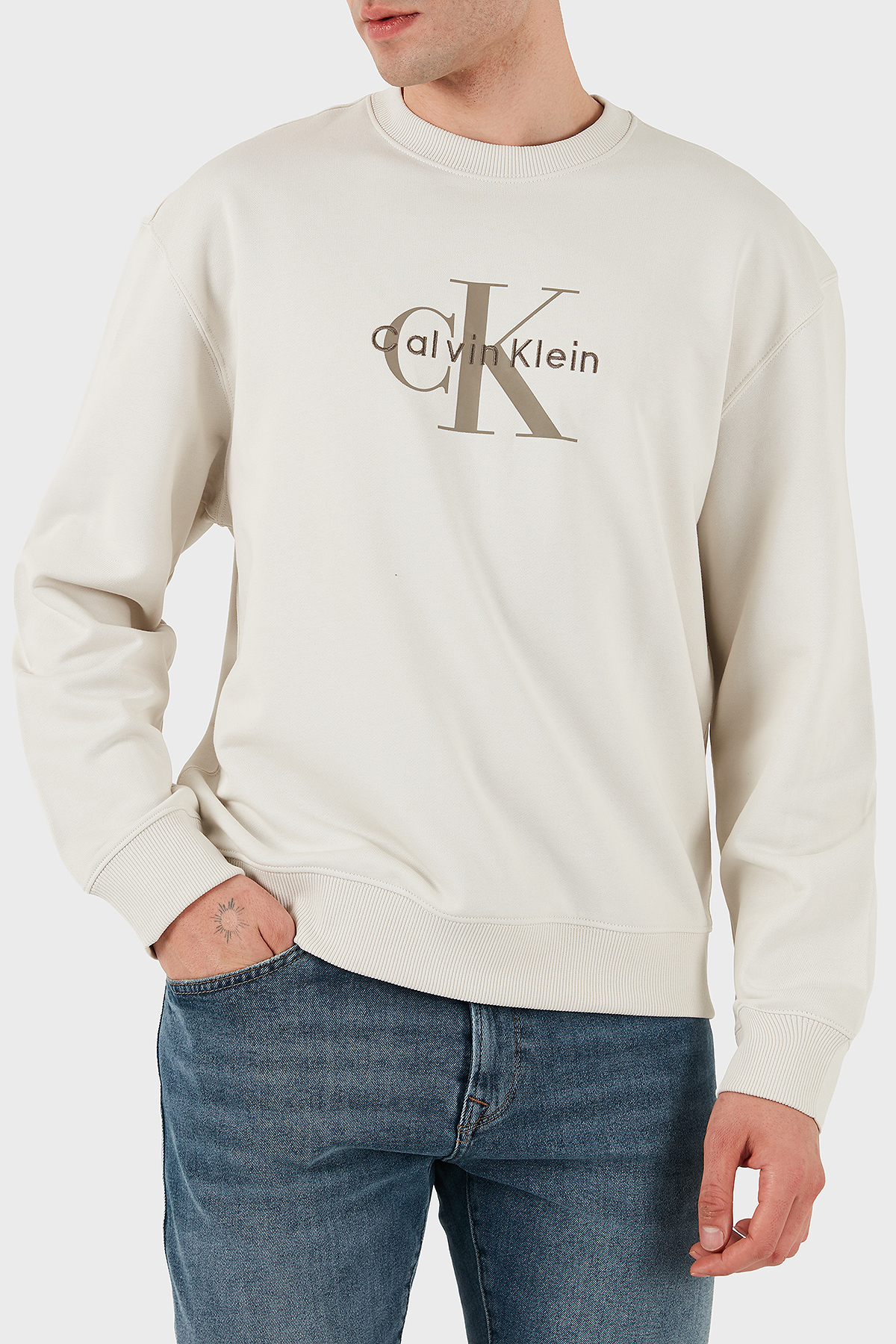 Calvin Klein Logolu Pamuklu Oversize Fit Bisiklet Yaka  LV04RD242G67U Erkek Sweat LV04RD242G 67U BEYAZ
