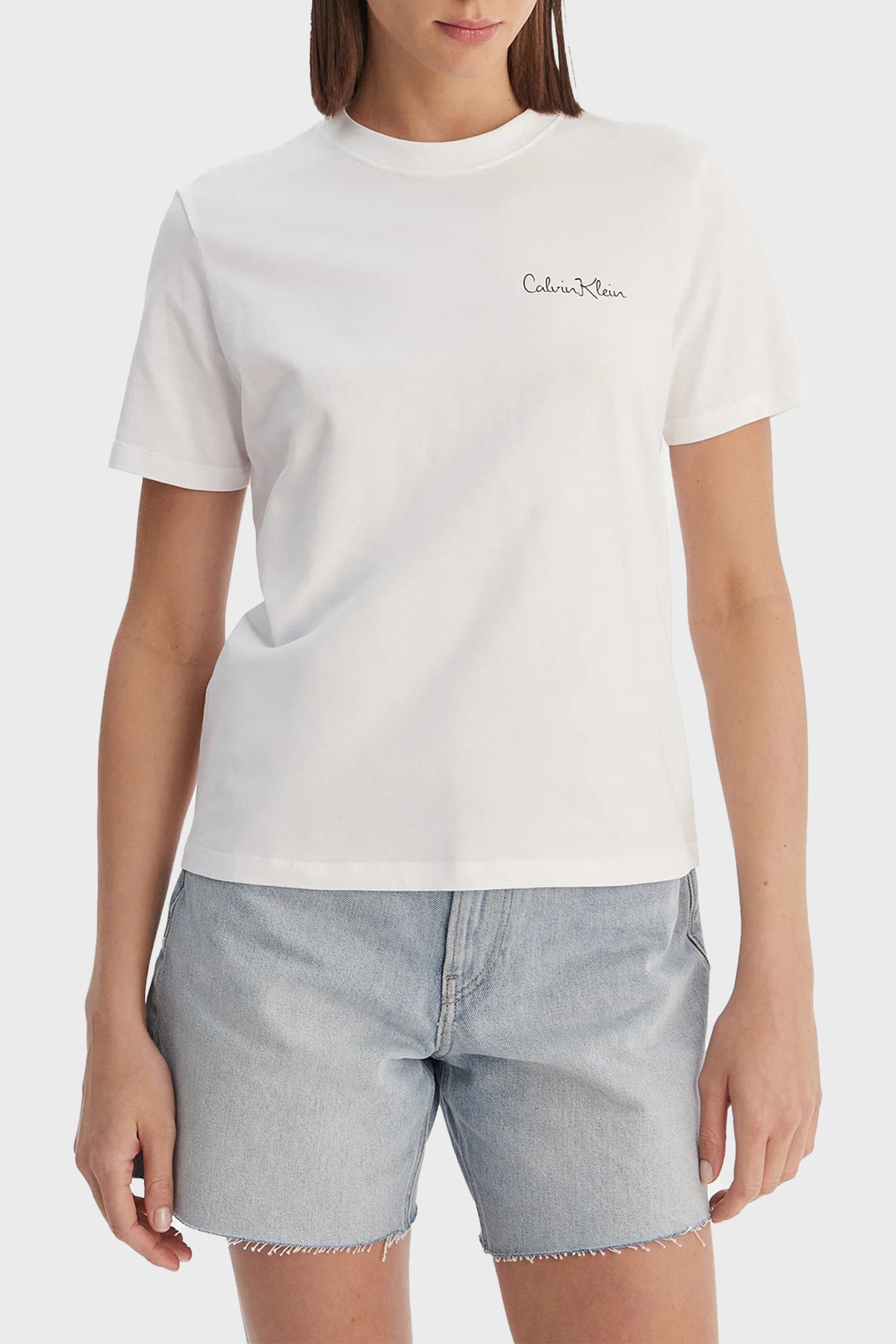 Calvin Klein Logolu Pamuklu Regular Fit Bisiklet Yaka  LV047E809GYAA Kadın T Shirt LV047E809G YAA BEYAZ