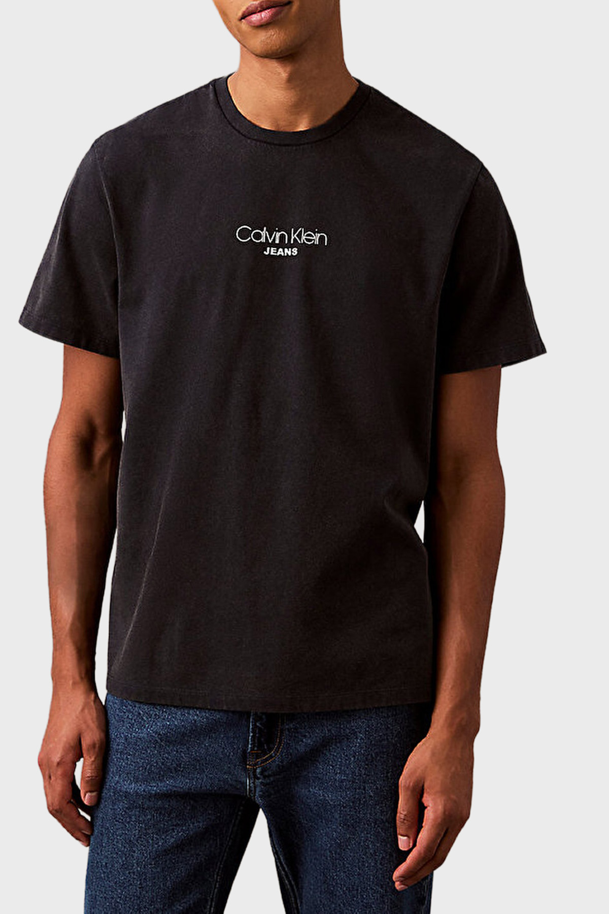 Calvin Klein Logolu Pamuklu Regular Fit Bisiklet Yaka  LV04RB824GCJM Erkek T Shirt LV04RB824G CJM LACİVERT