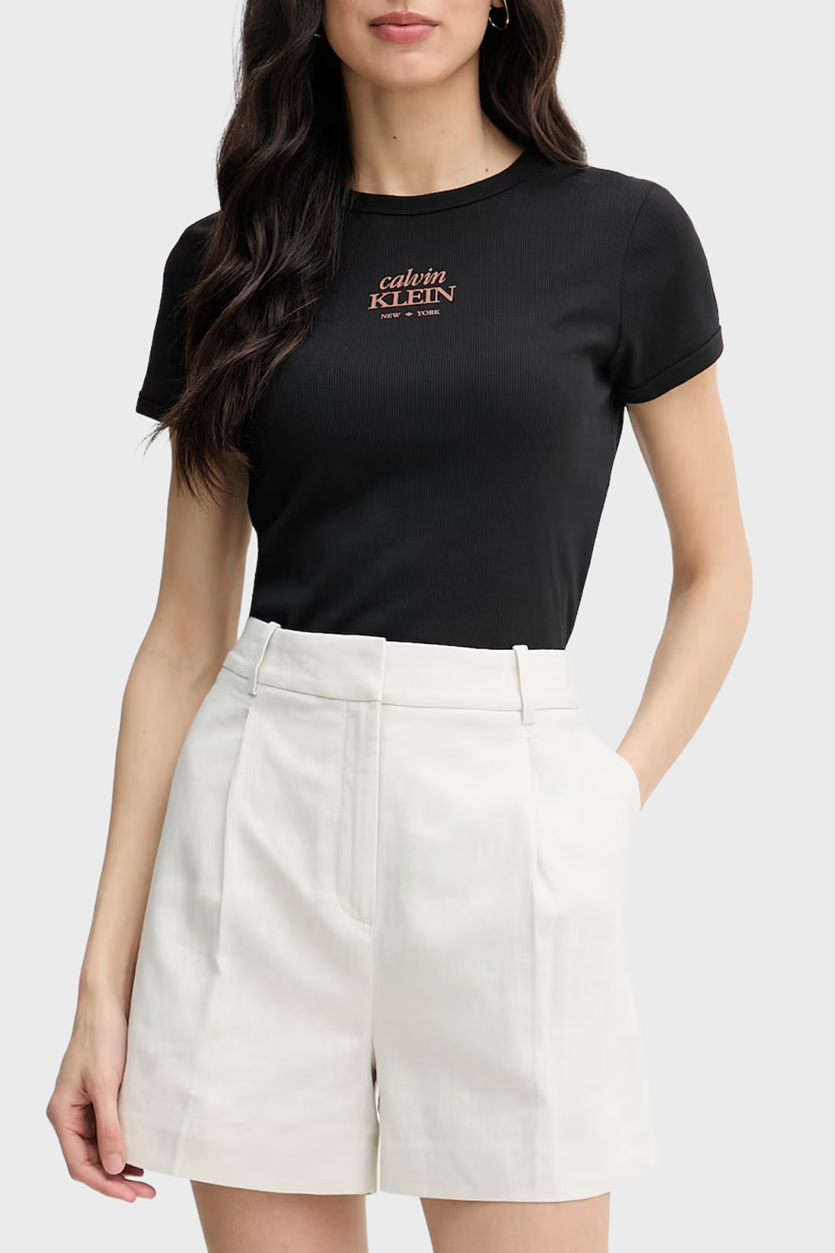 Calvin Klein Logolu Pamuklu Slim Fit Yuvarlak Yaka  LV047F240GUB1 Kadın T Shirt LV047F240G UB1 SİYAH