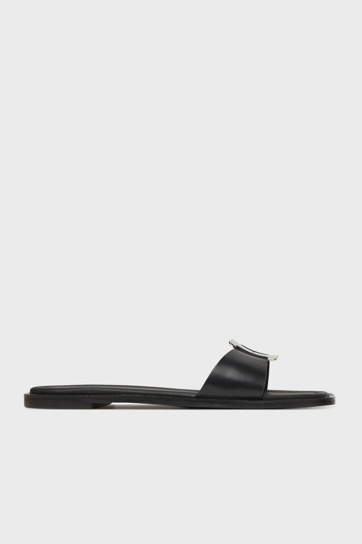 Calvin Klein Metal Logolu Kare Burun Tek Bant  HW0HW02482BEH Kadın Terlik HW0HW02482 BEH SİYAH