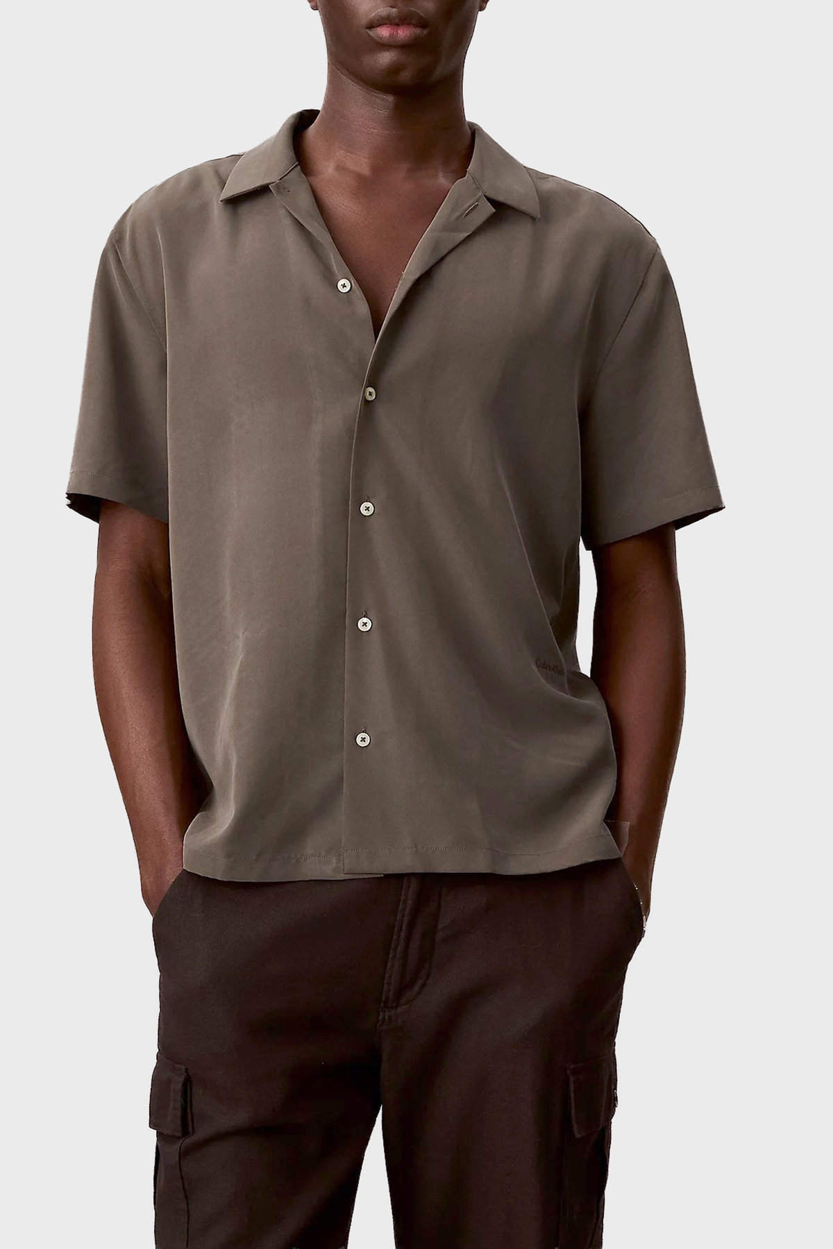 Calvin Klein Modal Karışımlı Relaxed Fit Kısa Kollu  LV04LF114G9O9 Erkek Gömlek LV04LF114G 9O9 KAHVE