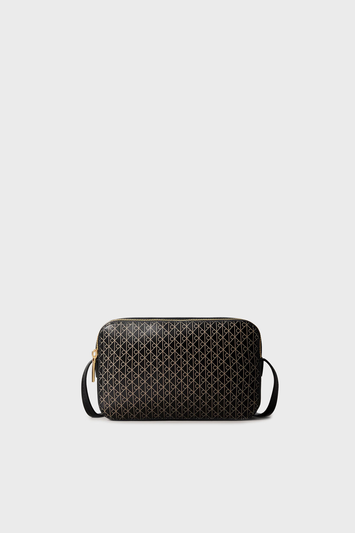 Calvin Klein Monogram Logo Baskılı Fermuarlı  LV04F3268G2XA Kadın Çanta LV04F3268G 2XA SİYAH