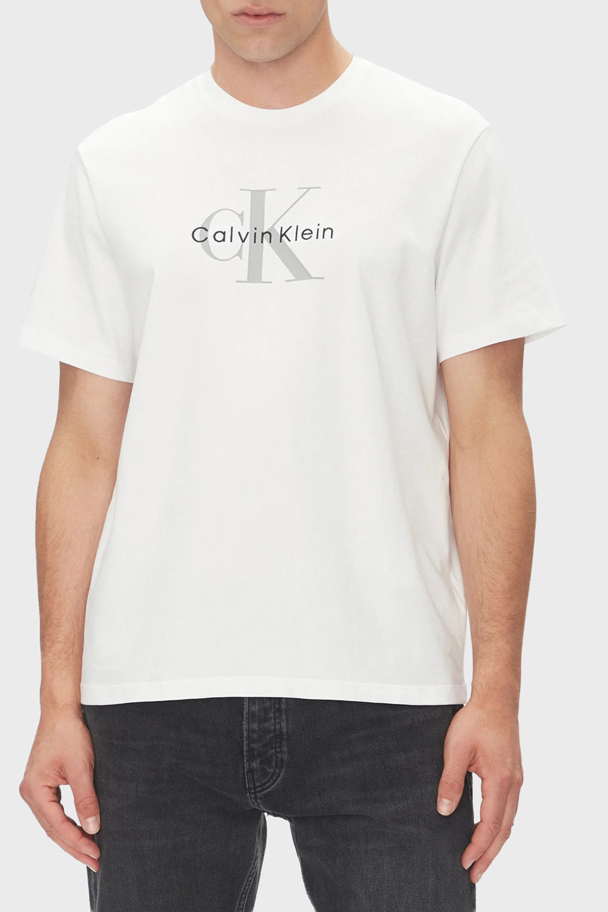 Calvin Klein Pamuklu Loose Fit Bisiklet Yaka Logolu  LV04RB862GYAA Erkek T Shirt LV04RB862G YAA BEYAZ