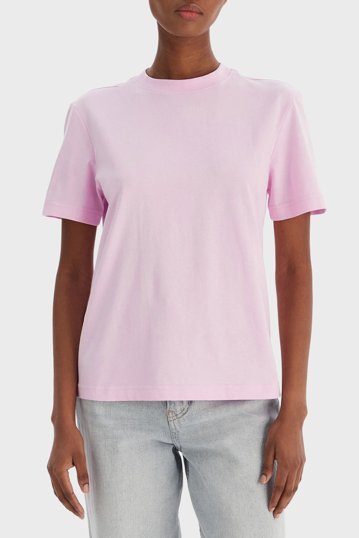 Calvin Klein Pamuklu Regular Fit Bisiklet Yaka Logolu  LV147C857G2MU Kadın T Shirt LV147C857G 2MU PEMBE