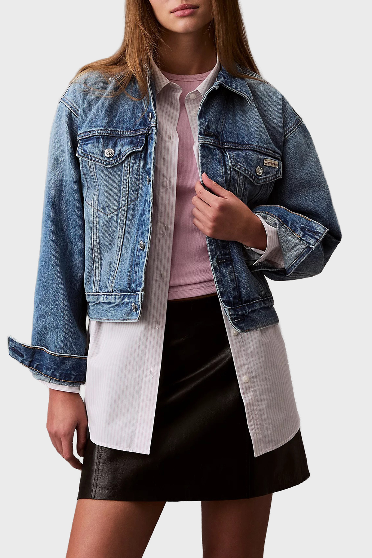 Calvin Klein Pamuklu Regular Fit Kısa  LV047B075GUQY Kadın Kot Ceket LV047B075G UQY MAVİ