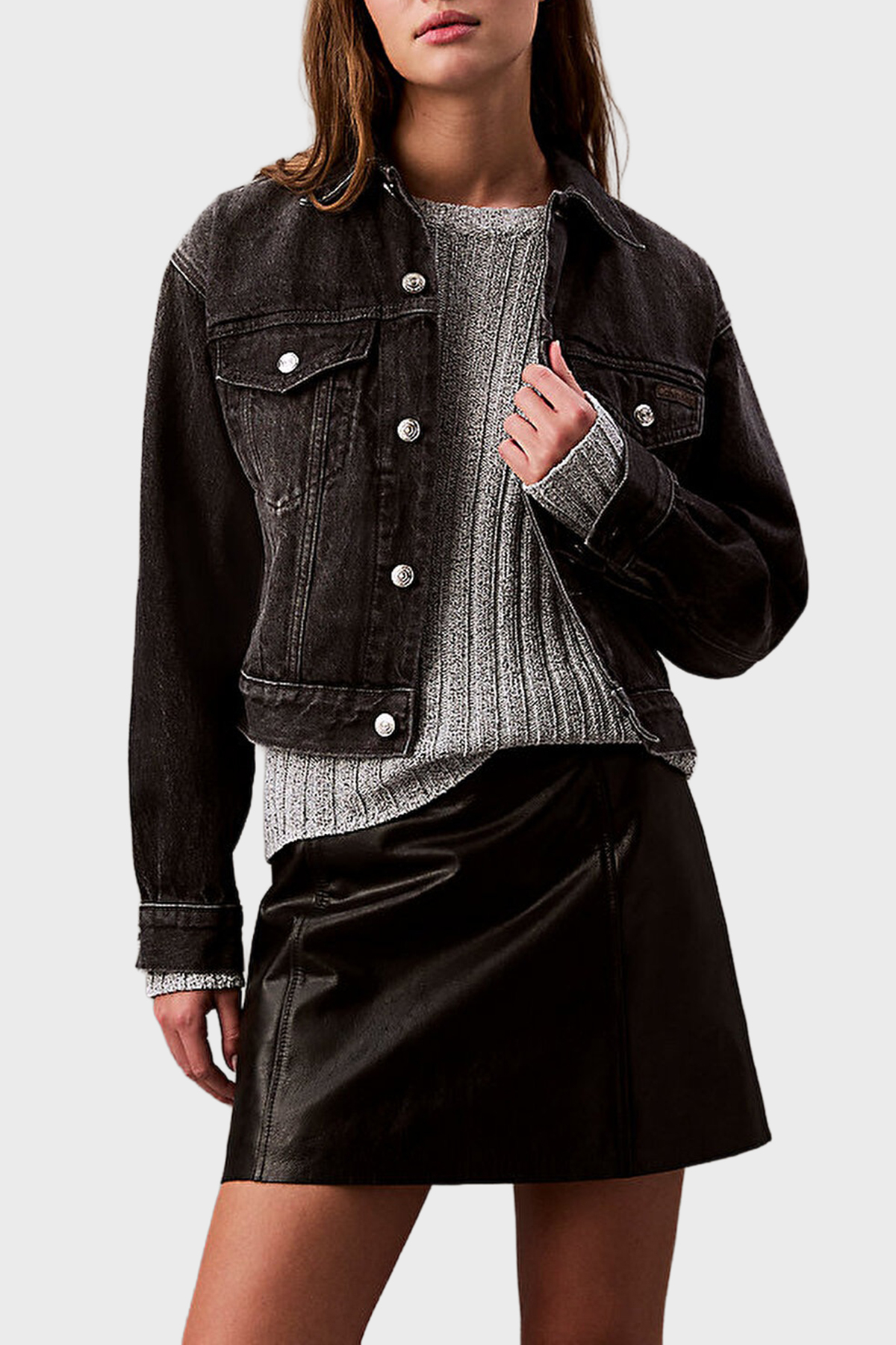 Calvin Klein Pamuklu Regular Fit Kısa  LV047B741GRDD Kadın Kot Ceket LV047B741G RDD SİYAH